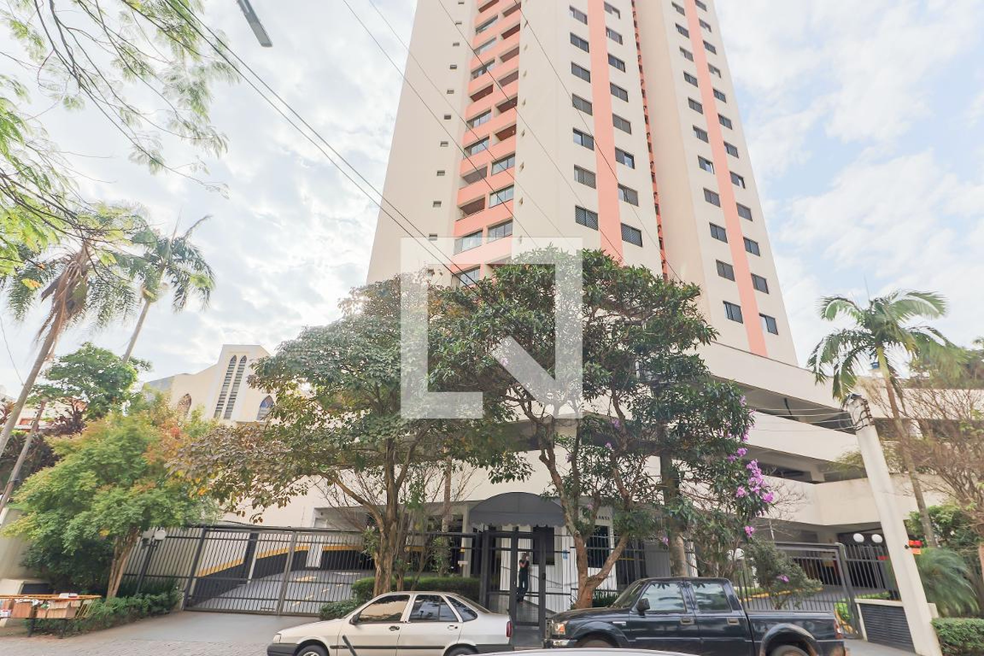 Fachada do Condomínio Condomínio Atlanta