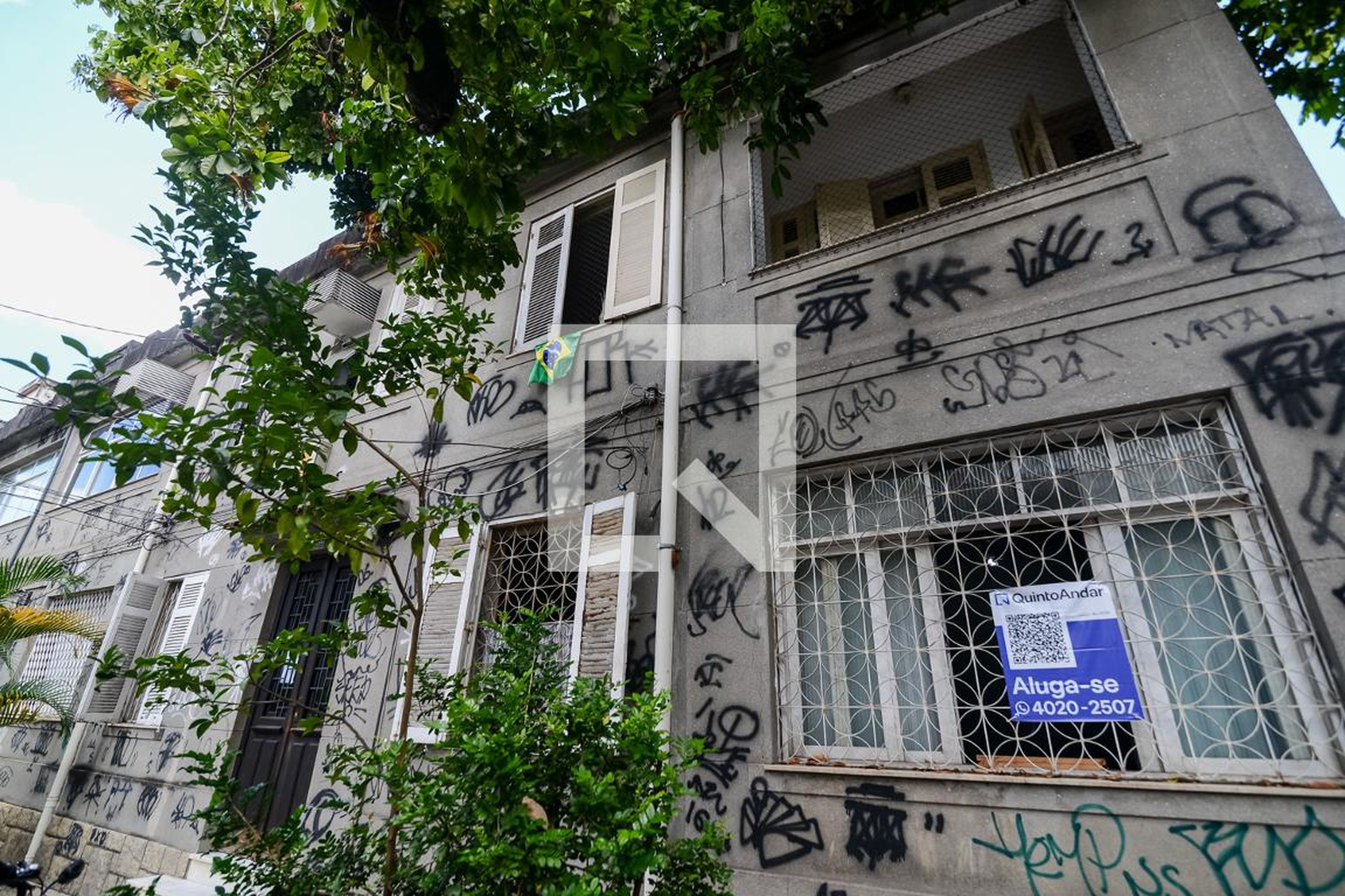 Fachada Condomínio em Rua Torres Homem, 1187