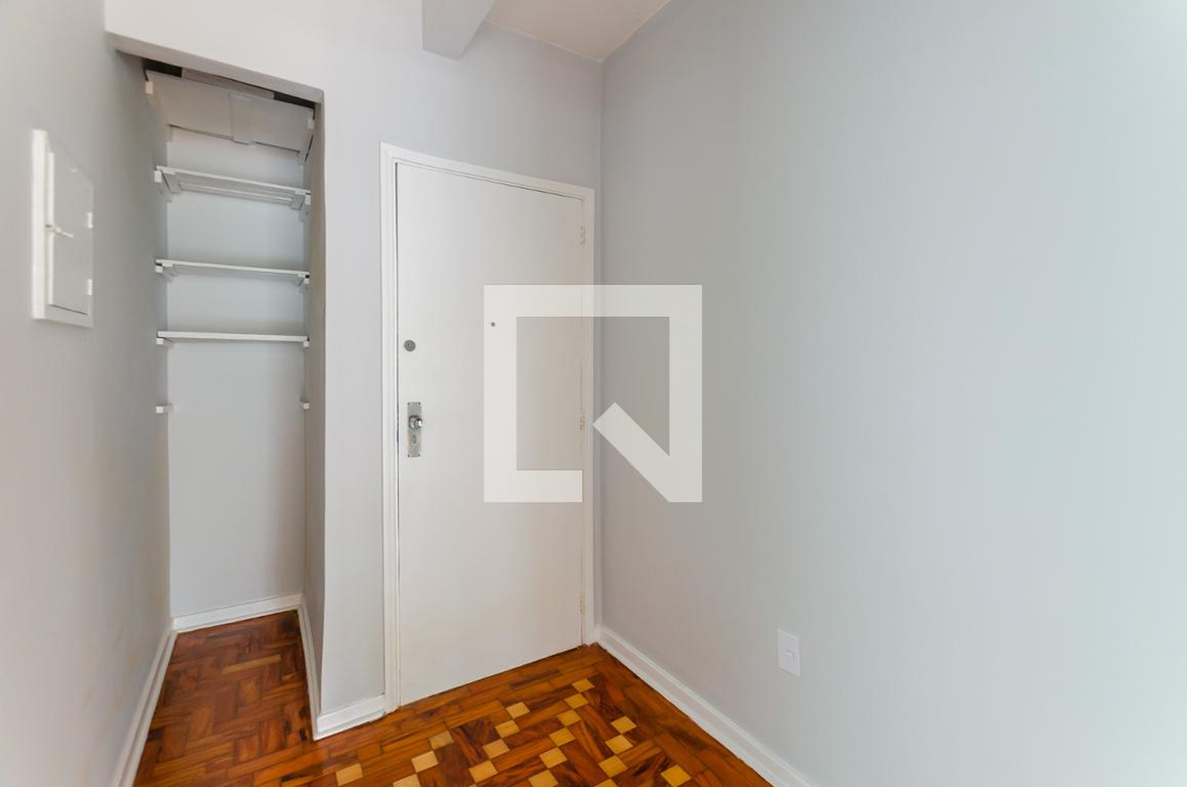 Hall - Edifício Emília Ribeiro