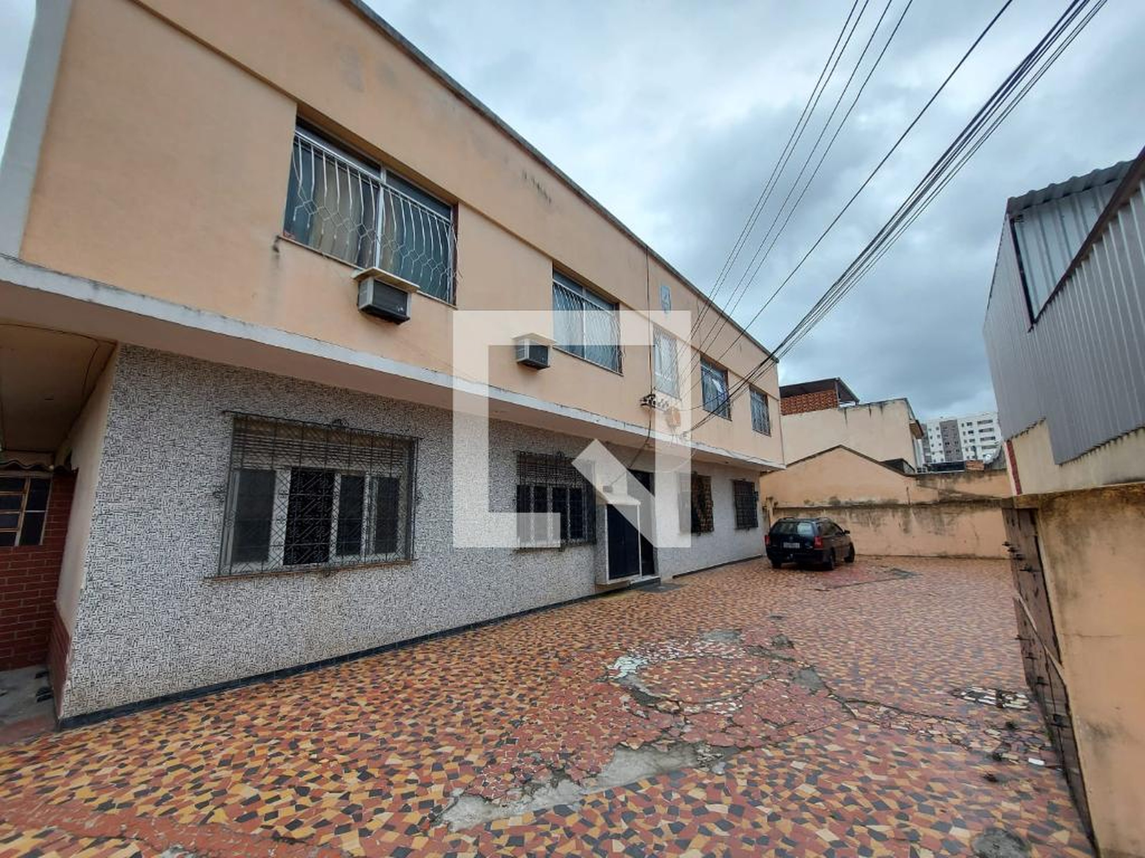 Fachada do Prédio Condomínio em Rua João Pinheiro, 256