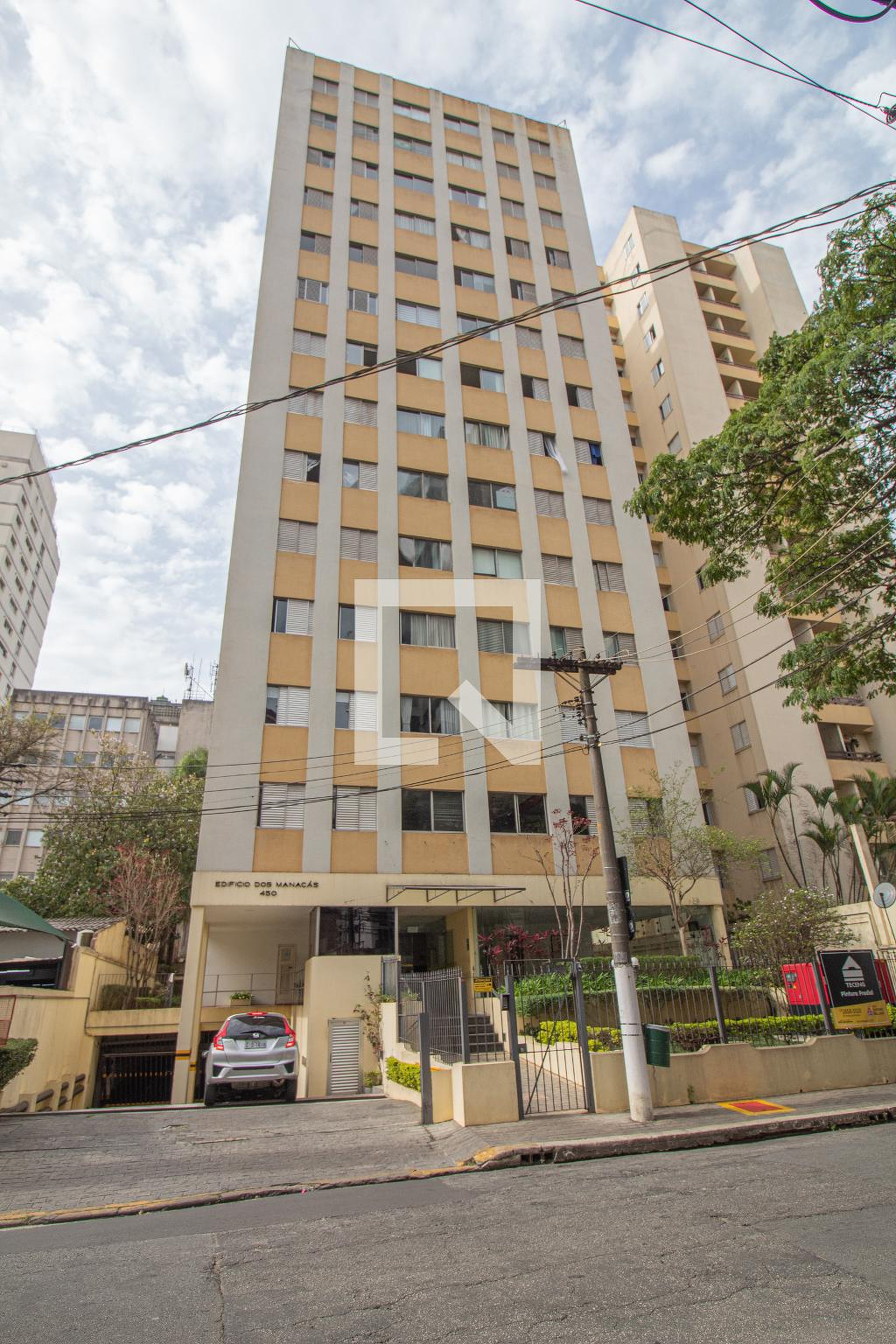 Fachada do Condomínio edifício dos manacás