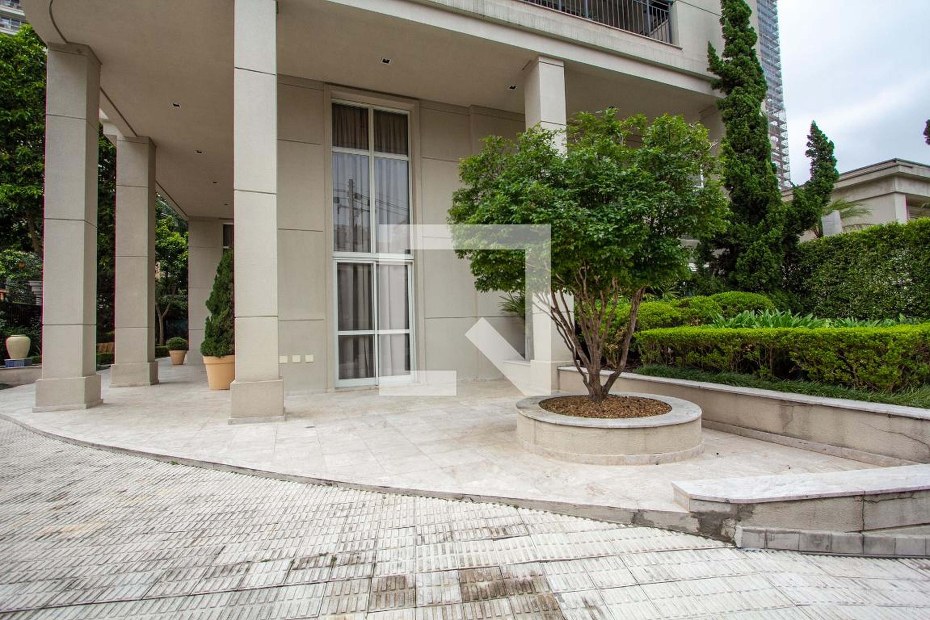 Fachada Condomínio Maison Madeleine