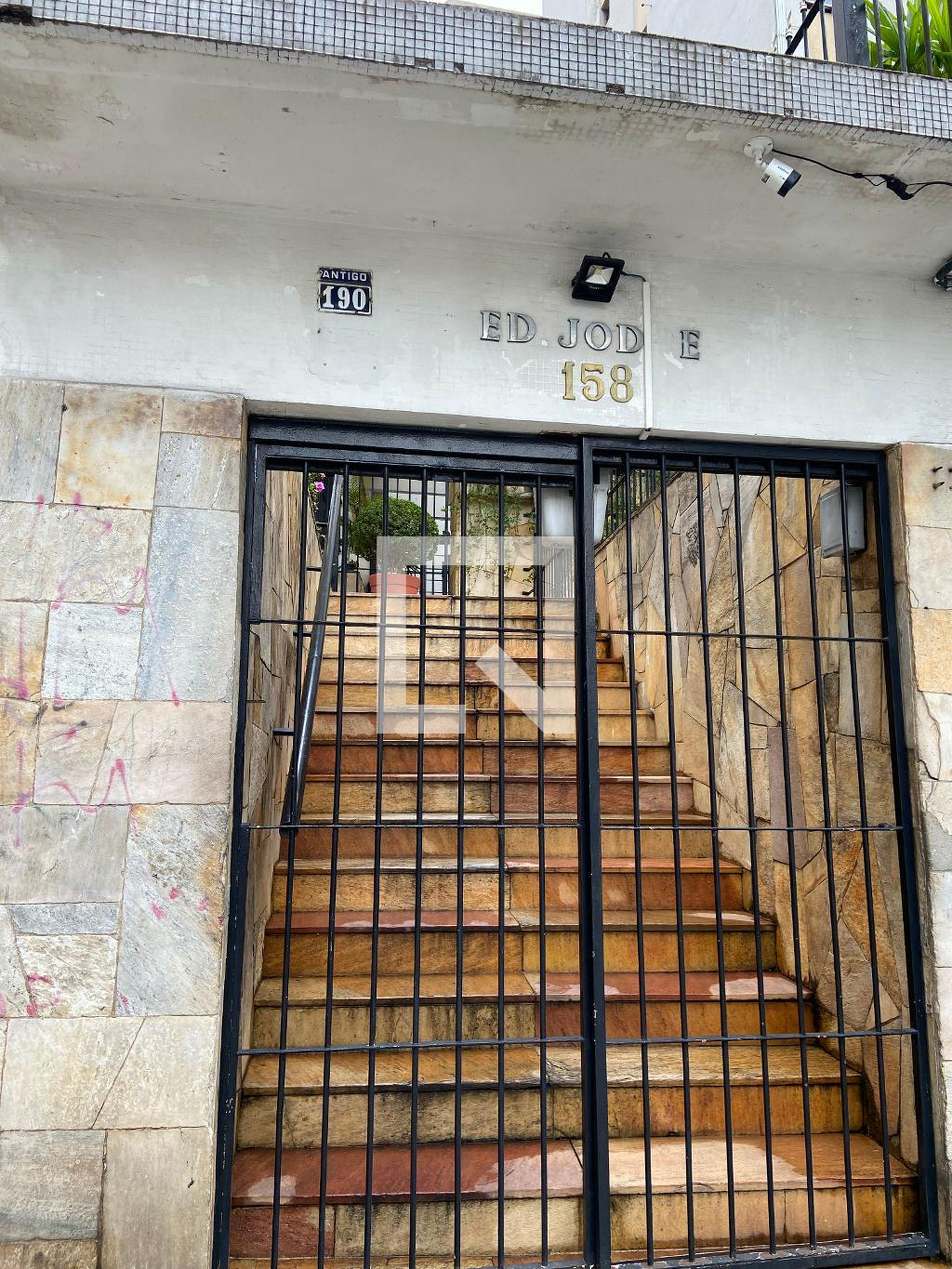 Fachada do Condomínio Condomínio Jodré