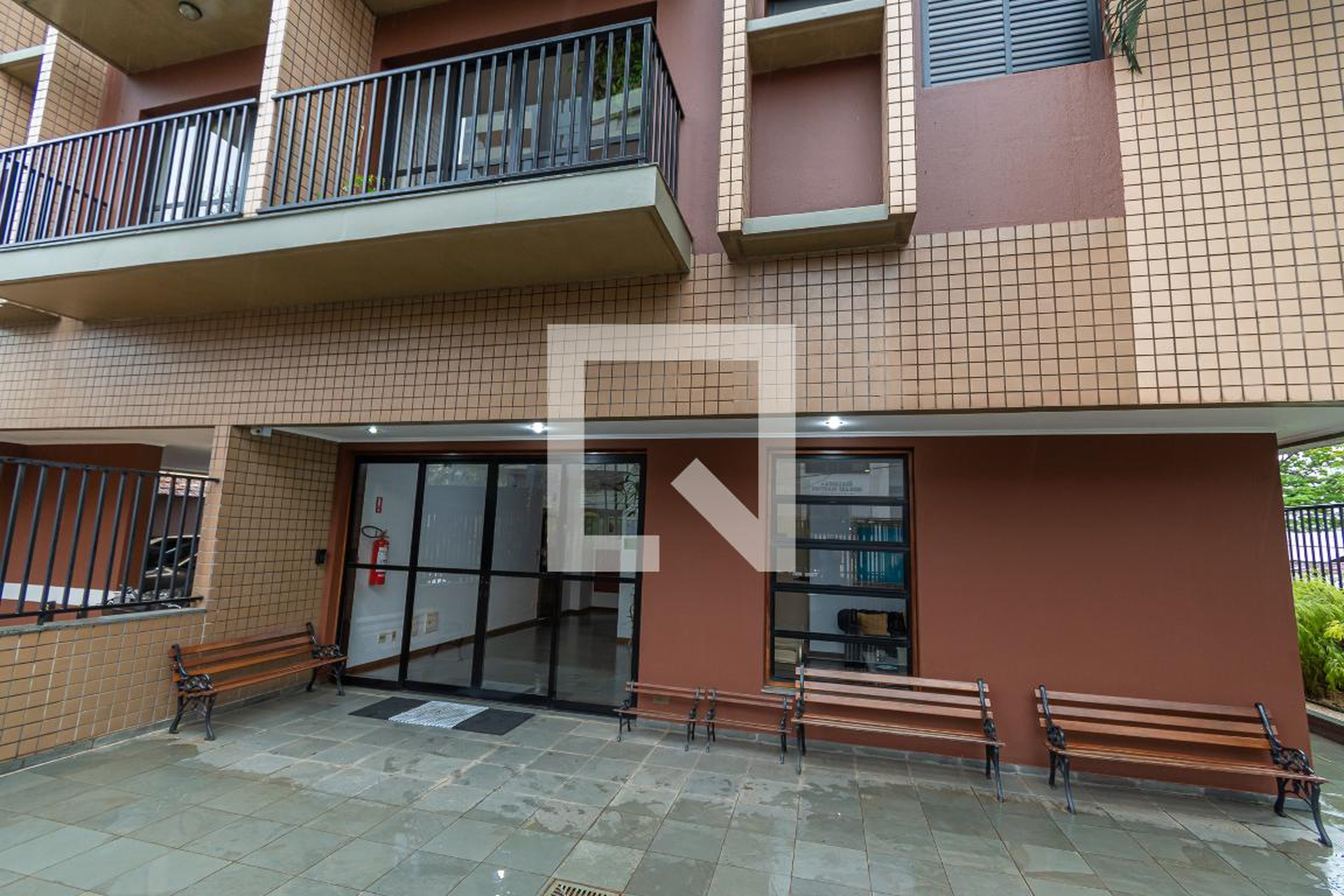 Fachada do Prédio Condomínio Castanheira