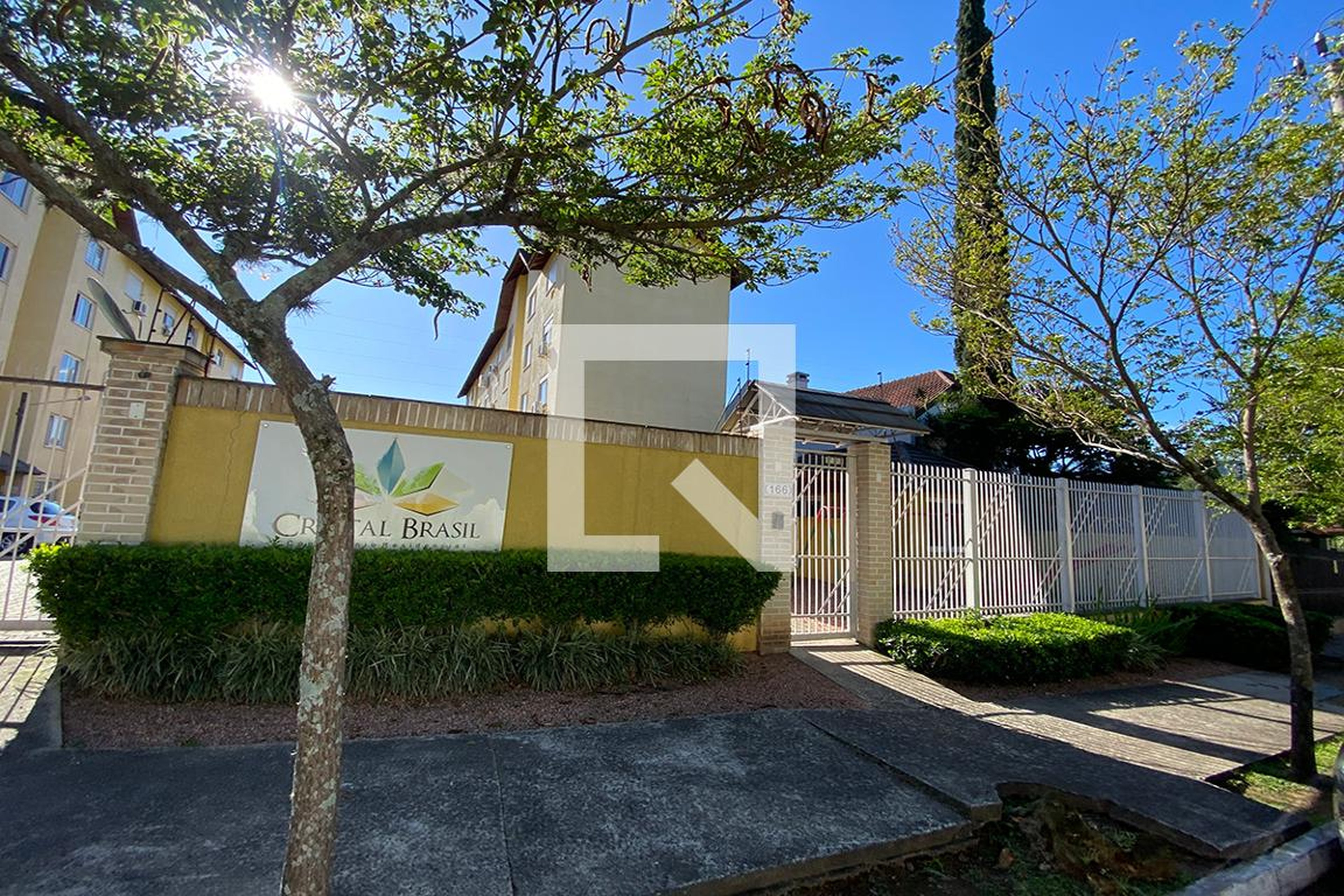 Fachada do Condomínio Residencial Cristal Brasil