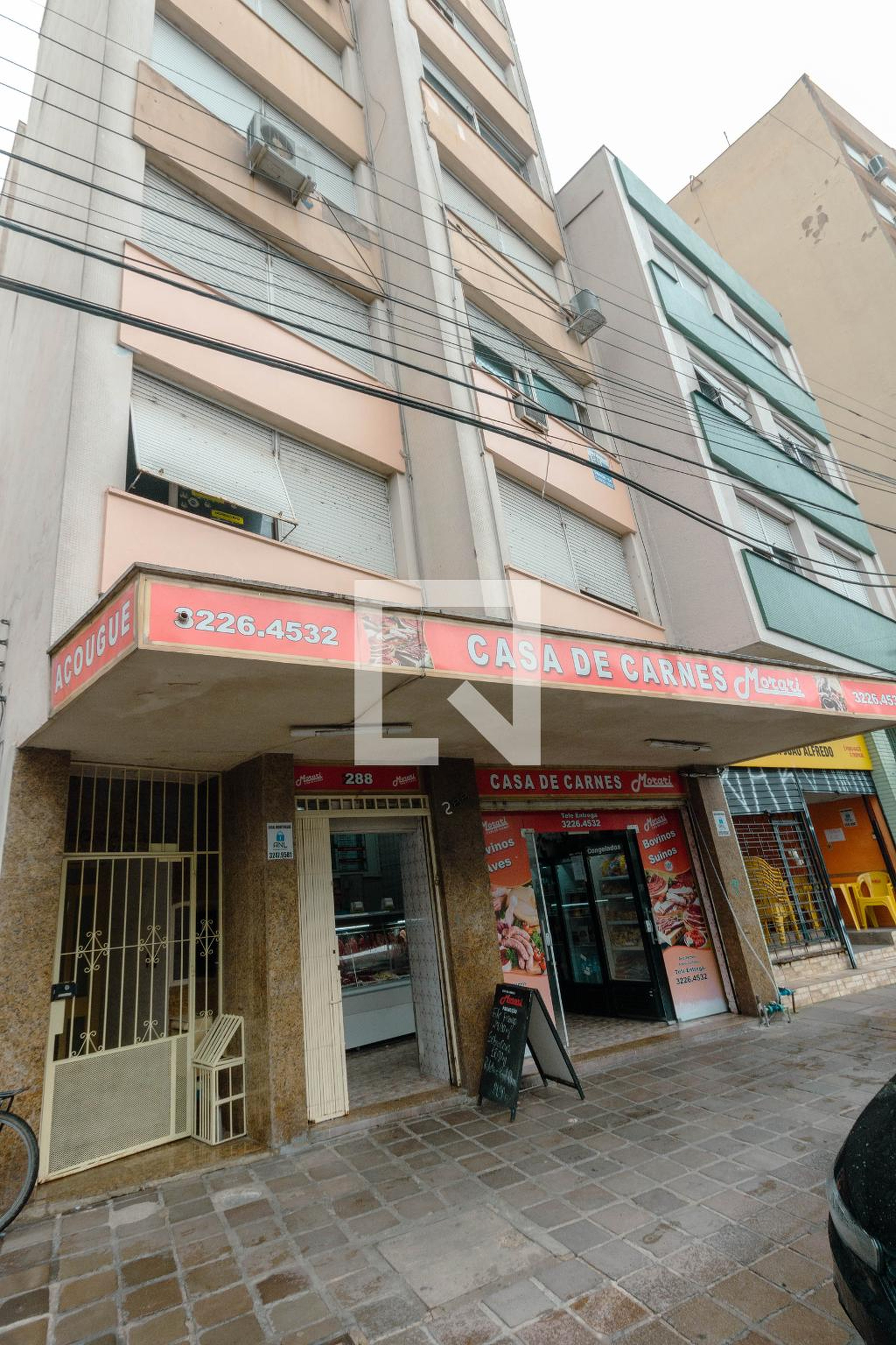 Fachada Condomínio em Rua João Alfredo, 268