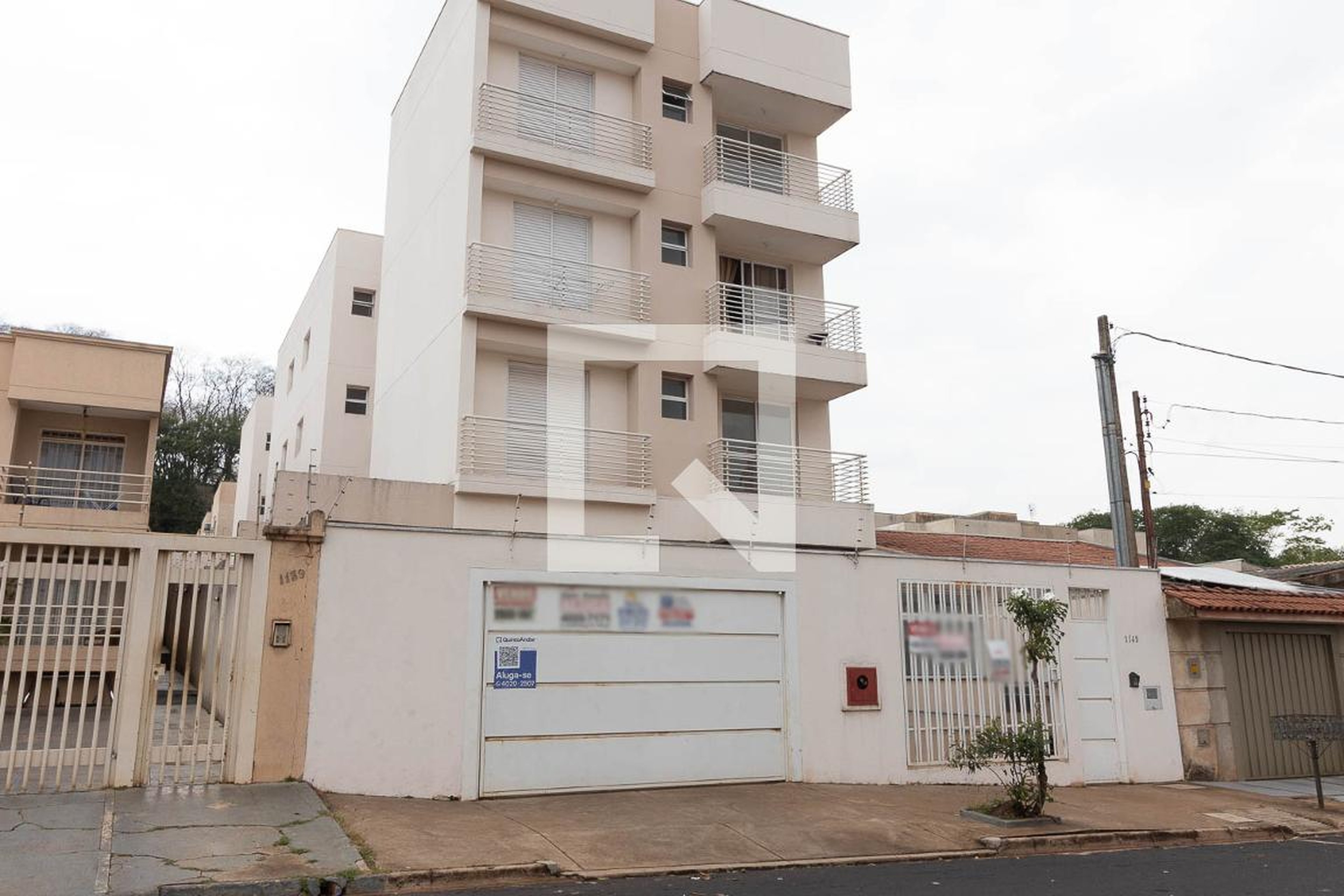 Fachada Condomínio em Rua Antônia Carrara Orlandini, 1149