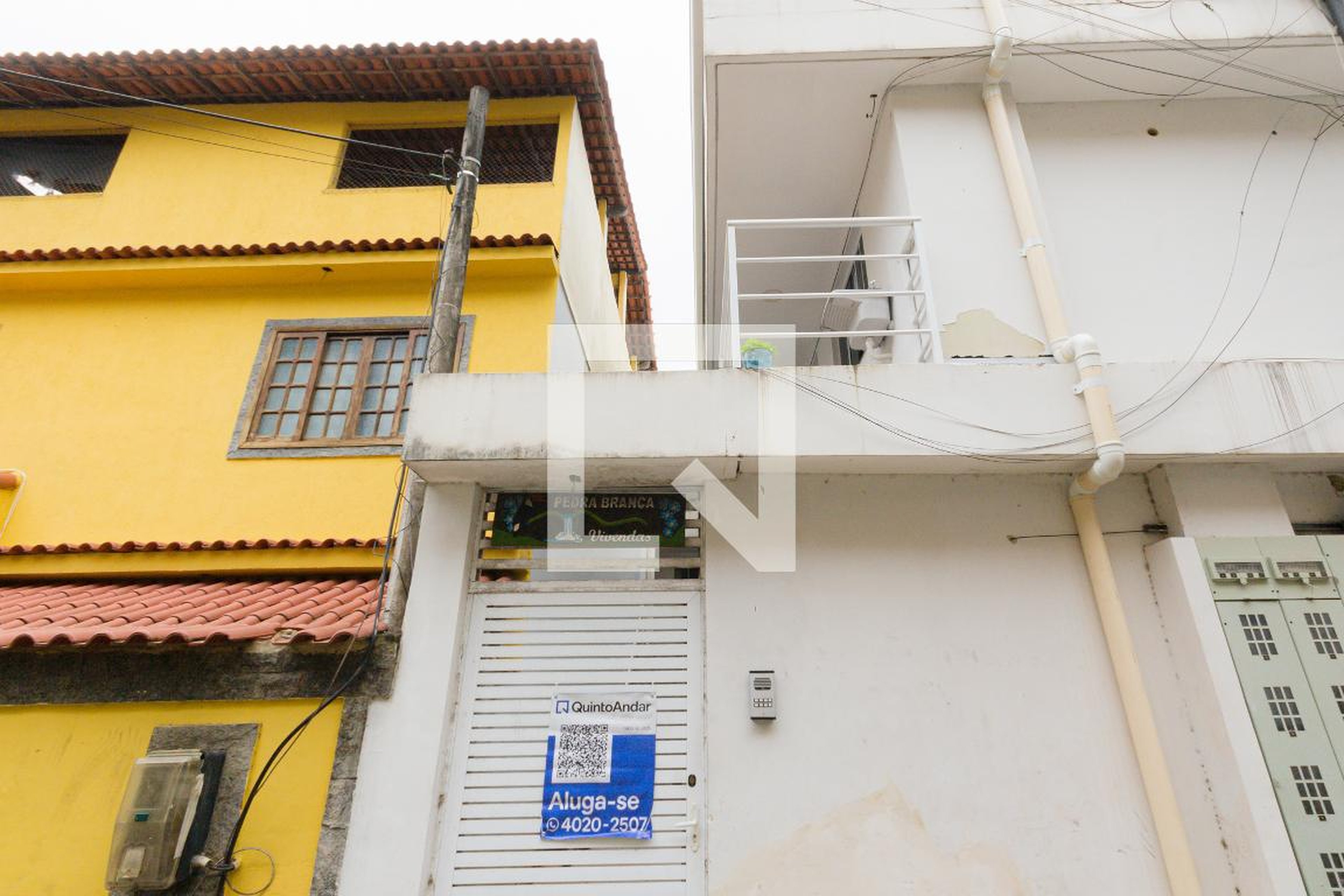 Fachada Condomínio em Estrada de Camorim, 921