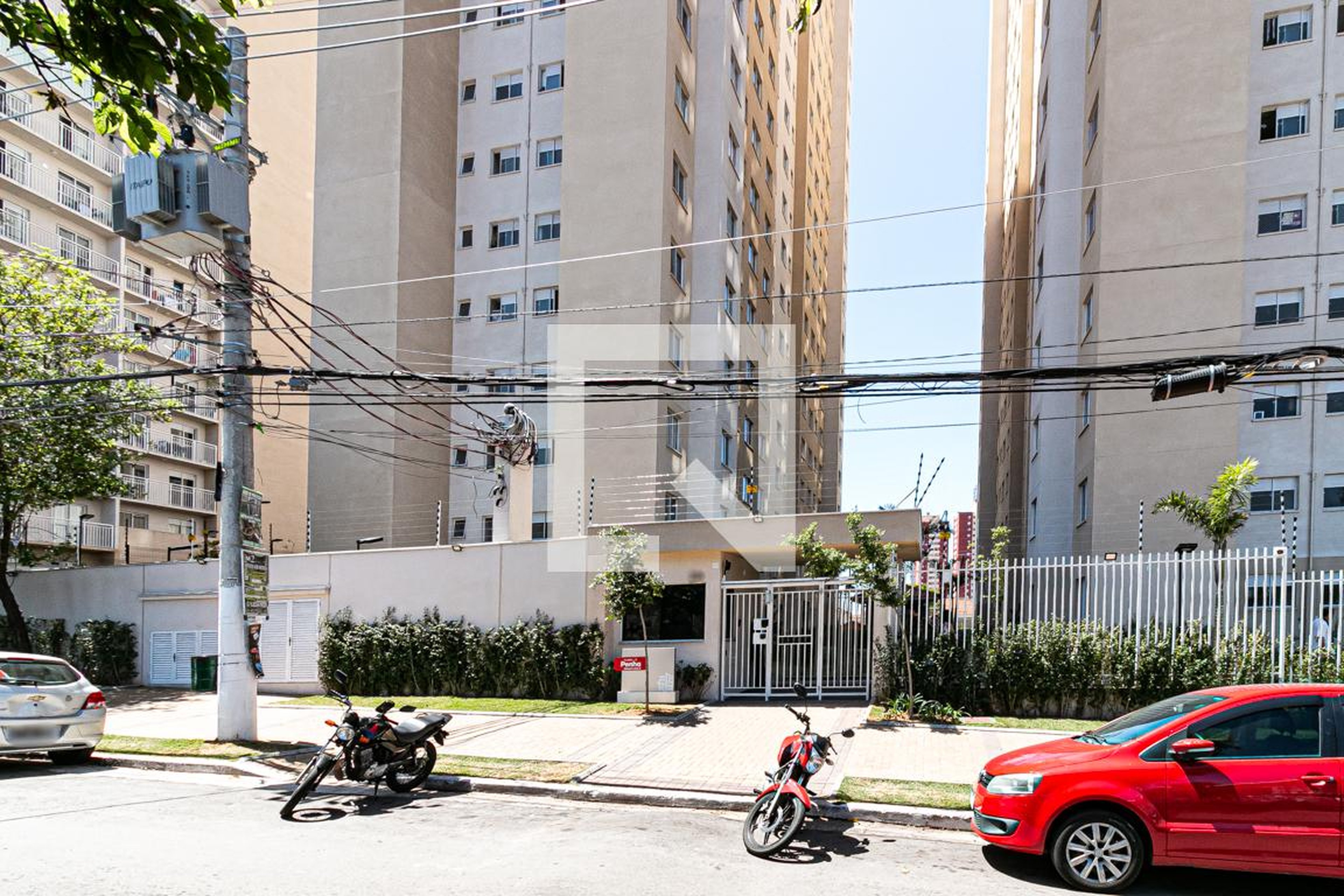 Fachada do Condomínio Condomínio Plano & Plano Penha - Manuel Leiroz III