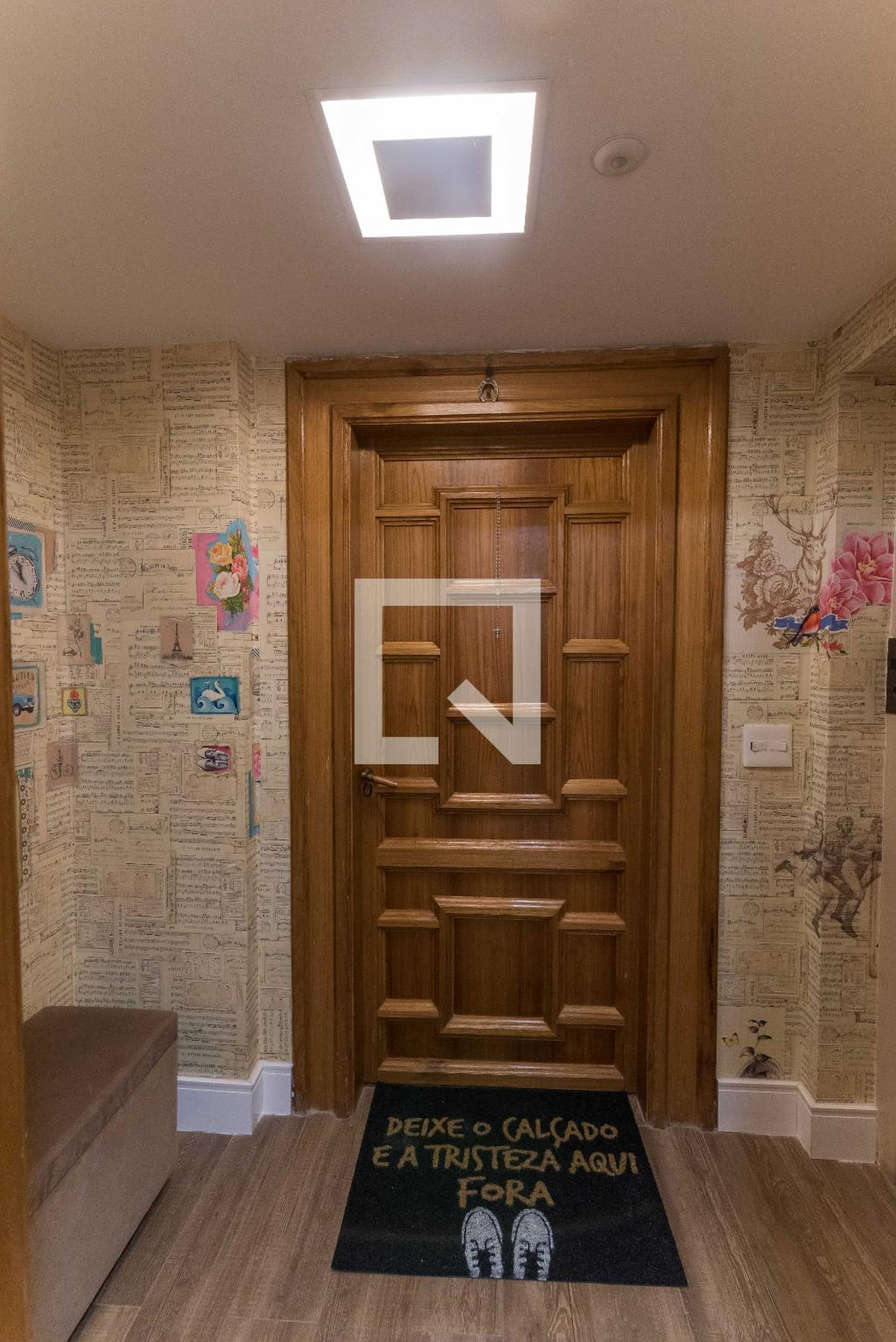 Hall de entrada - Edifício Solar de Galles