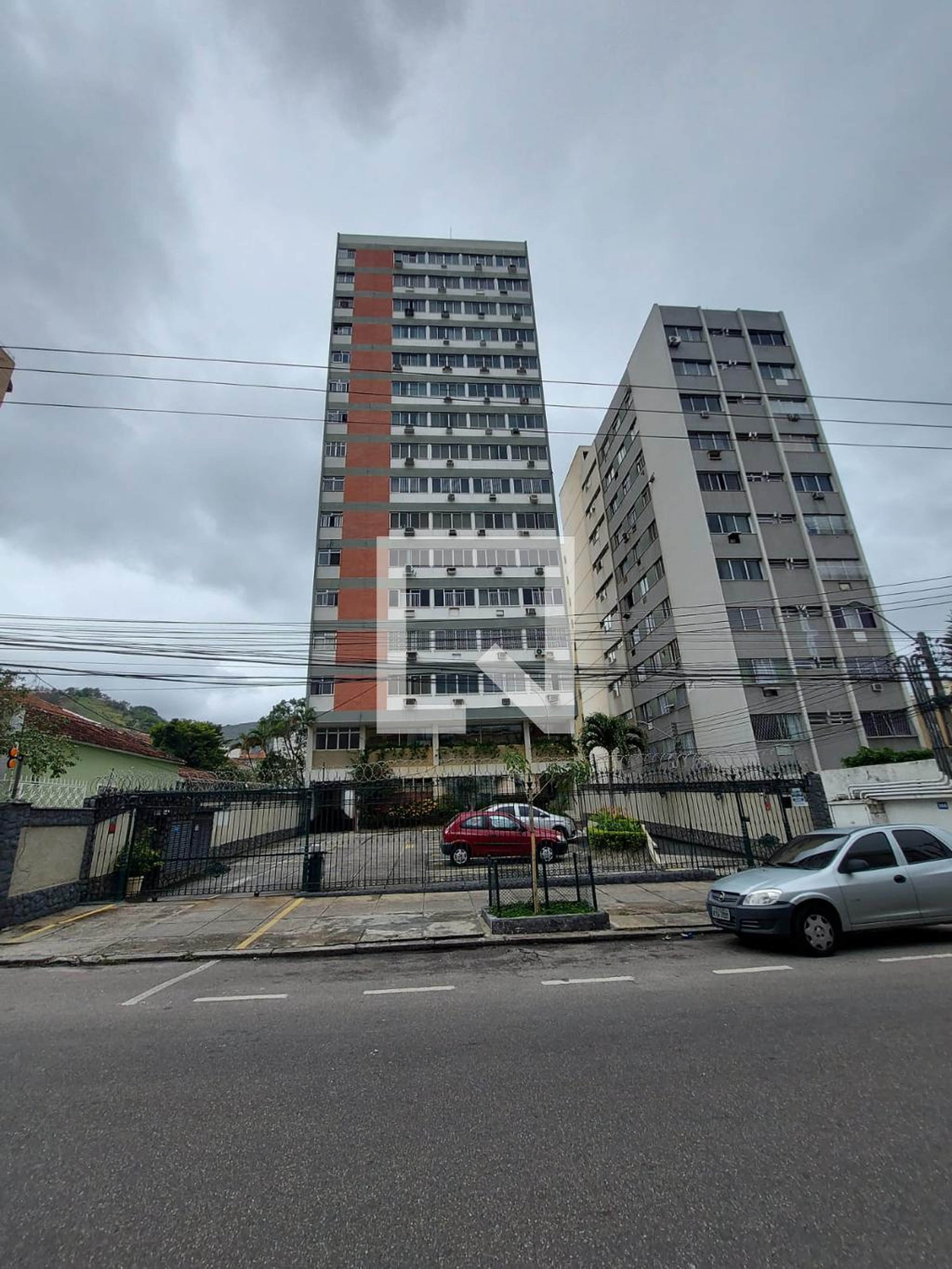 Fachada do Prédio Condomínio Bandeirante Franscisco Bueno