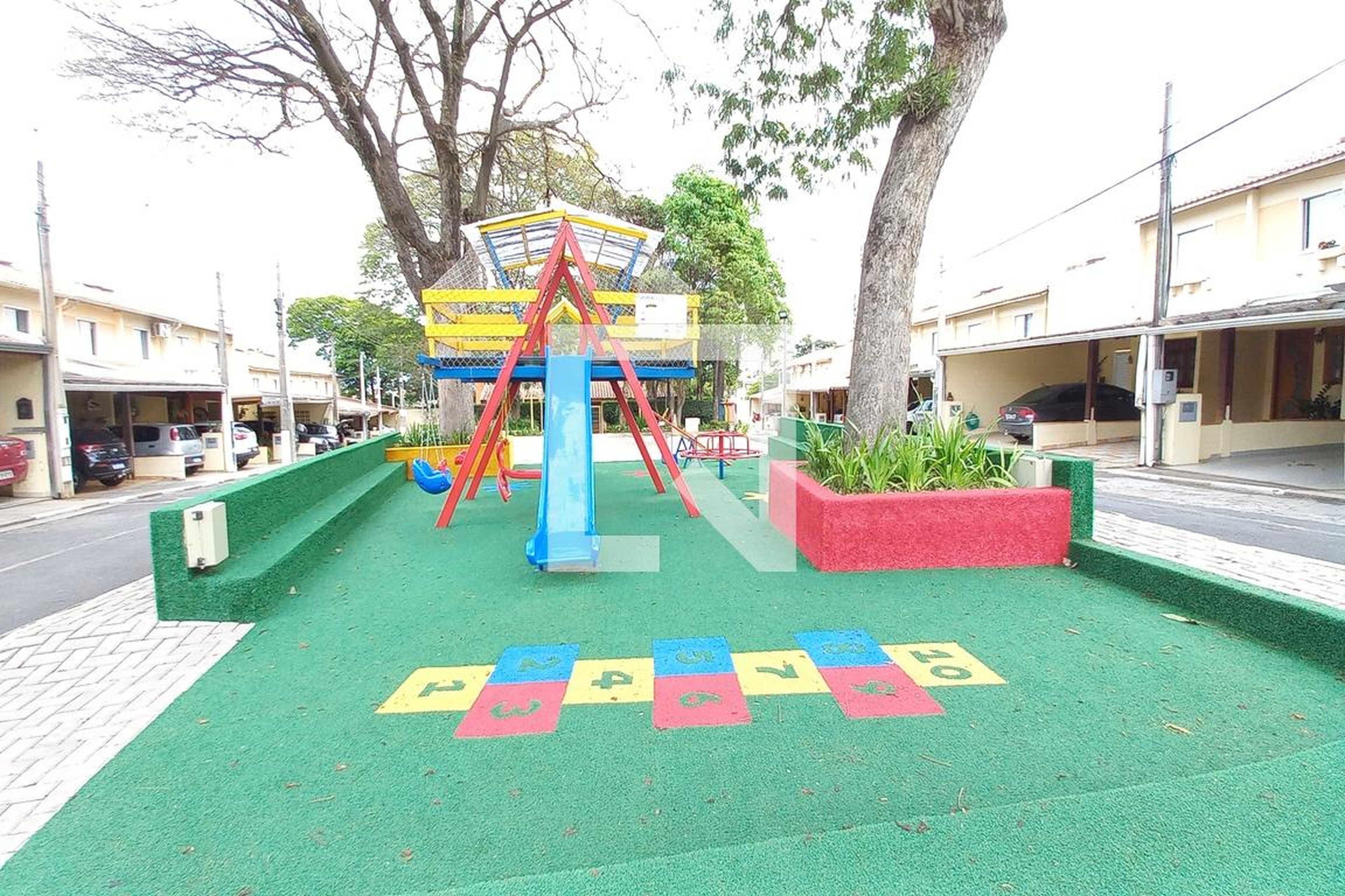 Playground - Costa do Sol