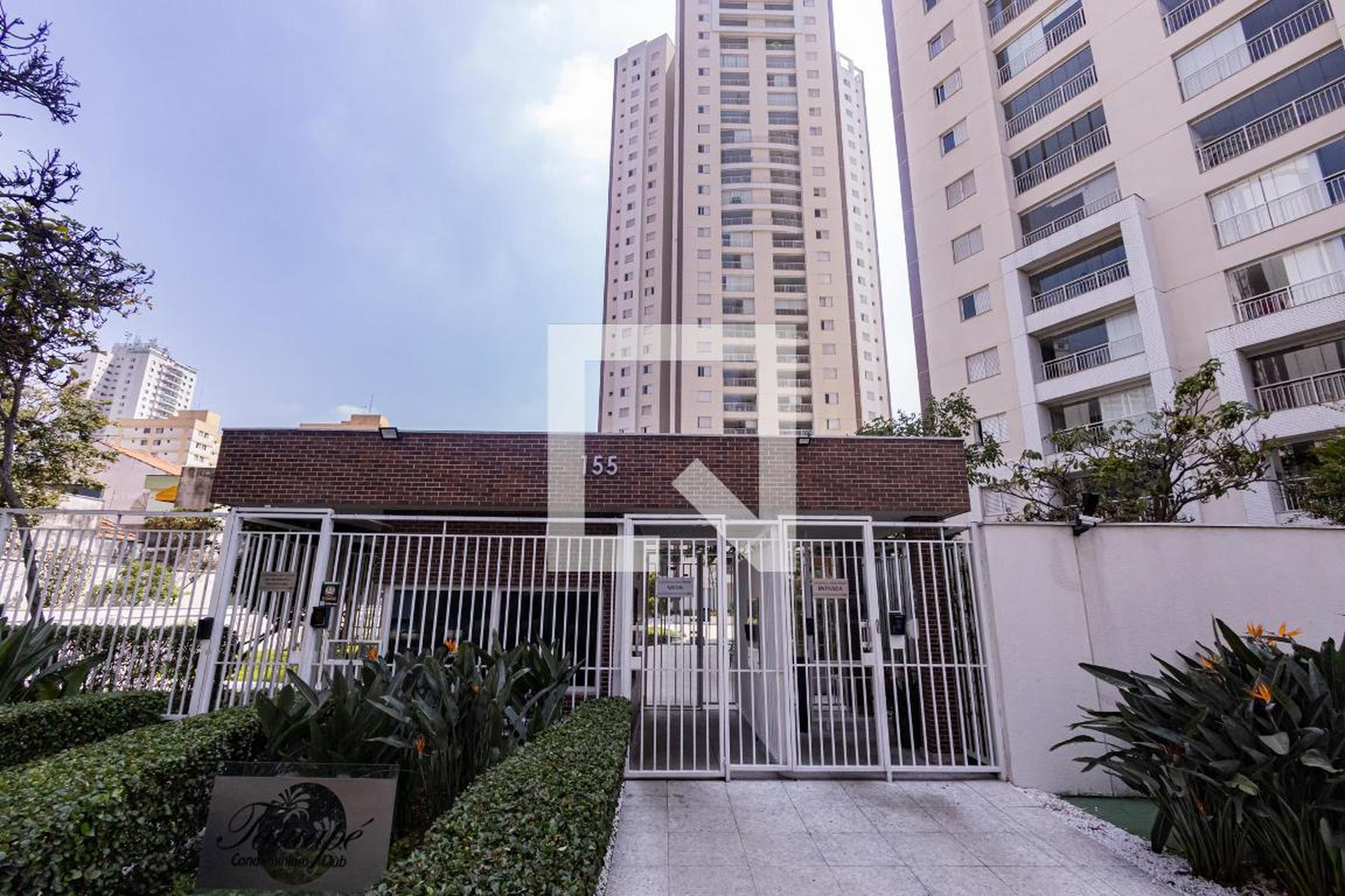 Fachada Condomínio em Rua Antônio Joaquim de Lucena, 282