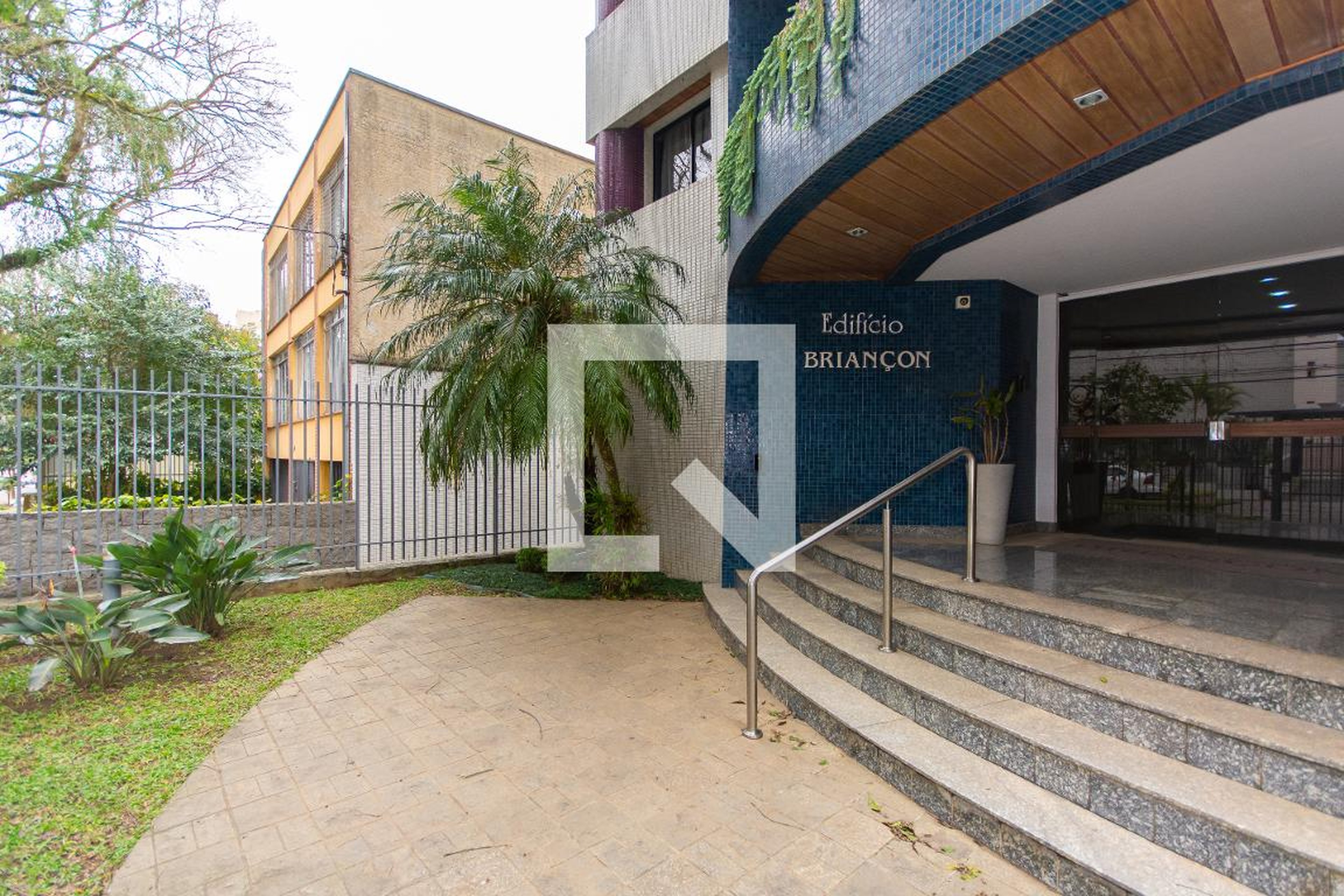 Entrada - Edifício Briançon
