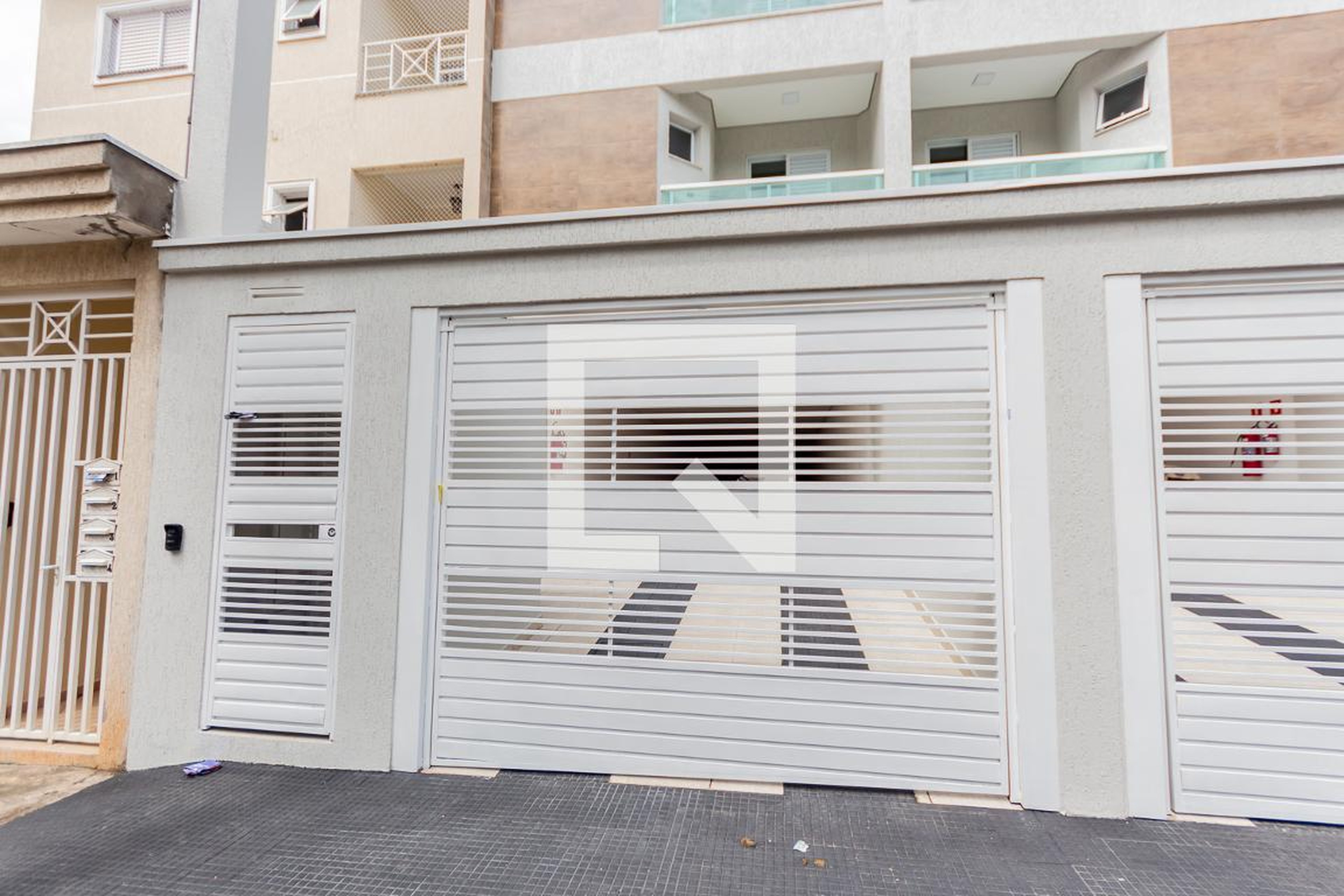 Fachada Condomínio em Rua Bélgica, 500