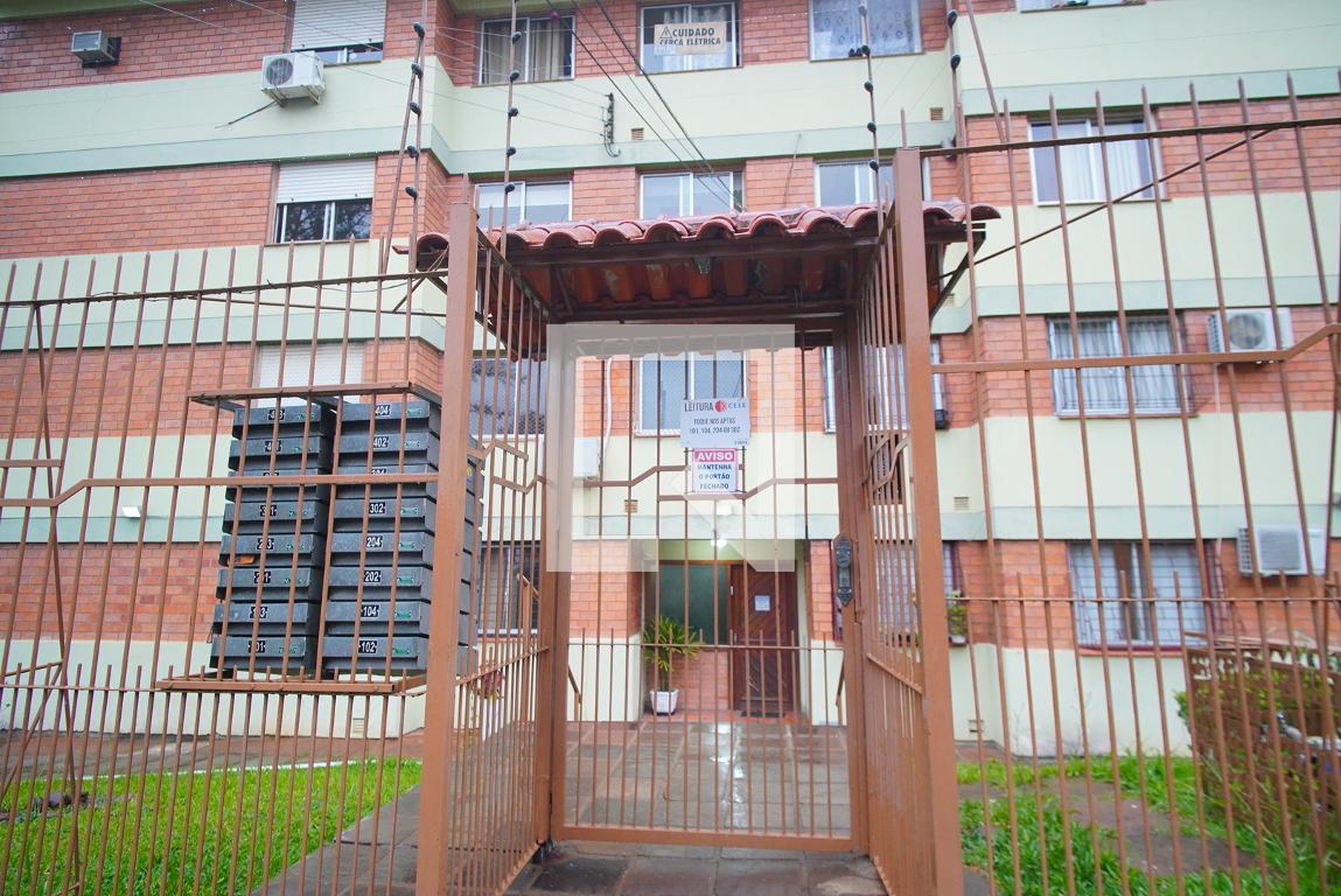 Fachada Condomínio em Rua General Telino Chagastelles, 410