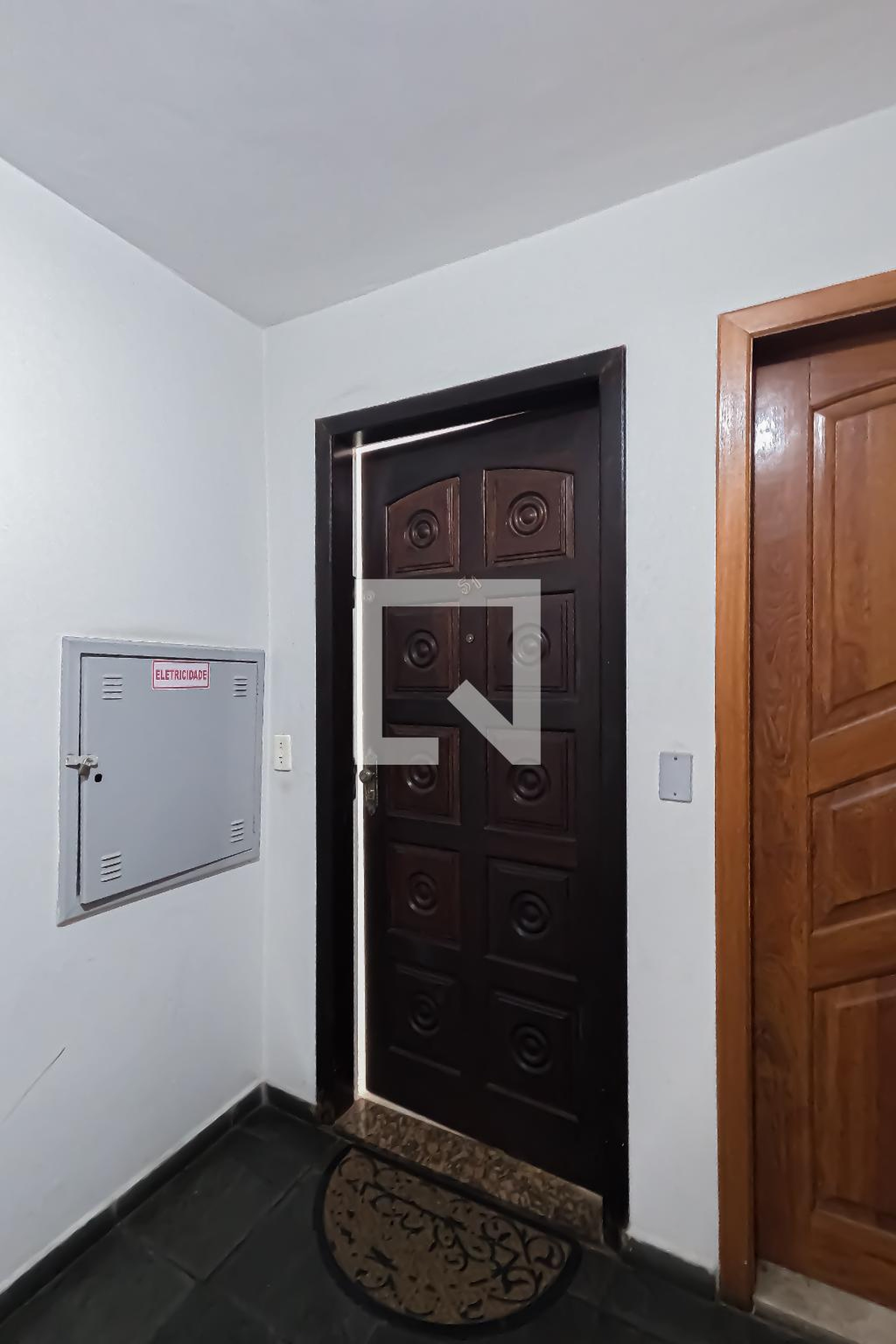 Hall de Entrada Condomínio Phoenix L