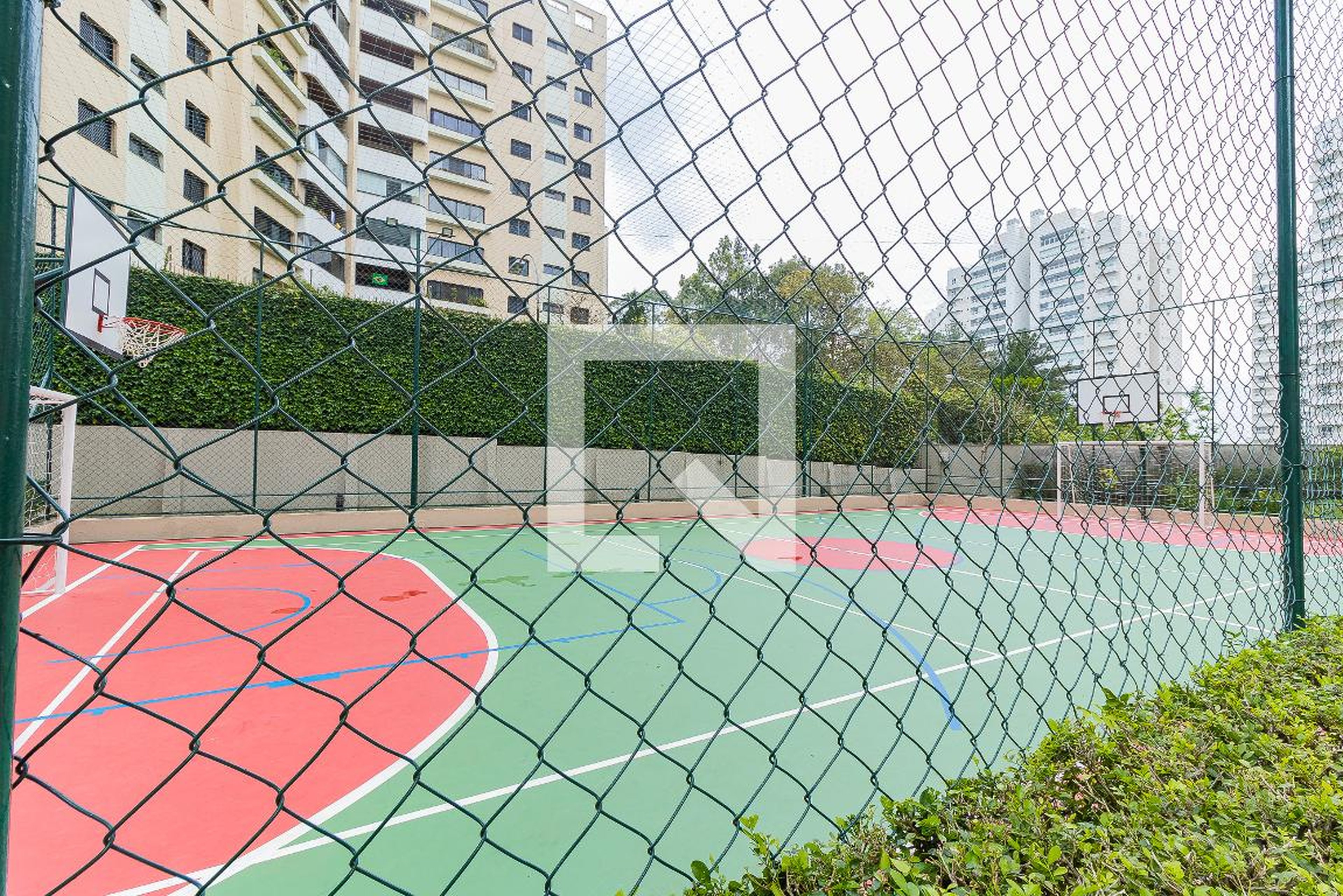 Quadra Esportiva - Authentique