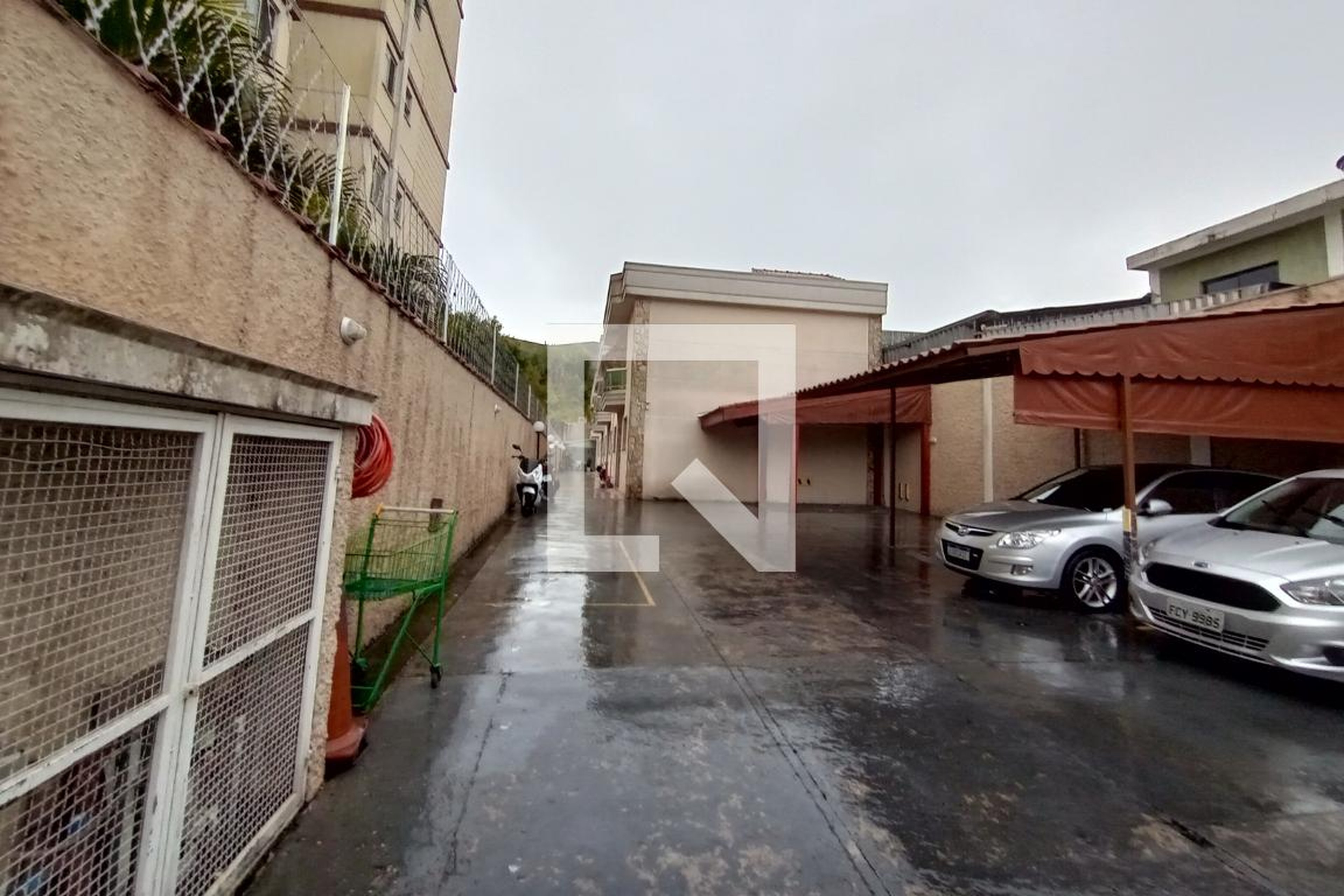 Fachada do Condomínio Condomínio Munhoz