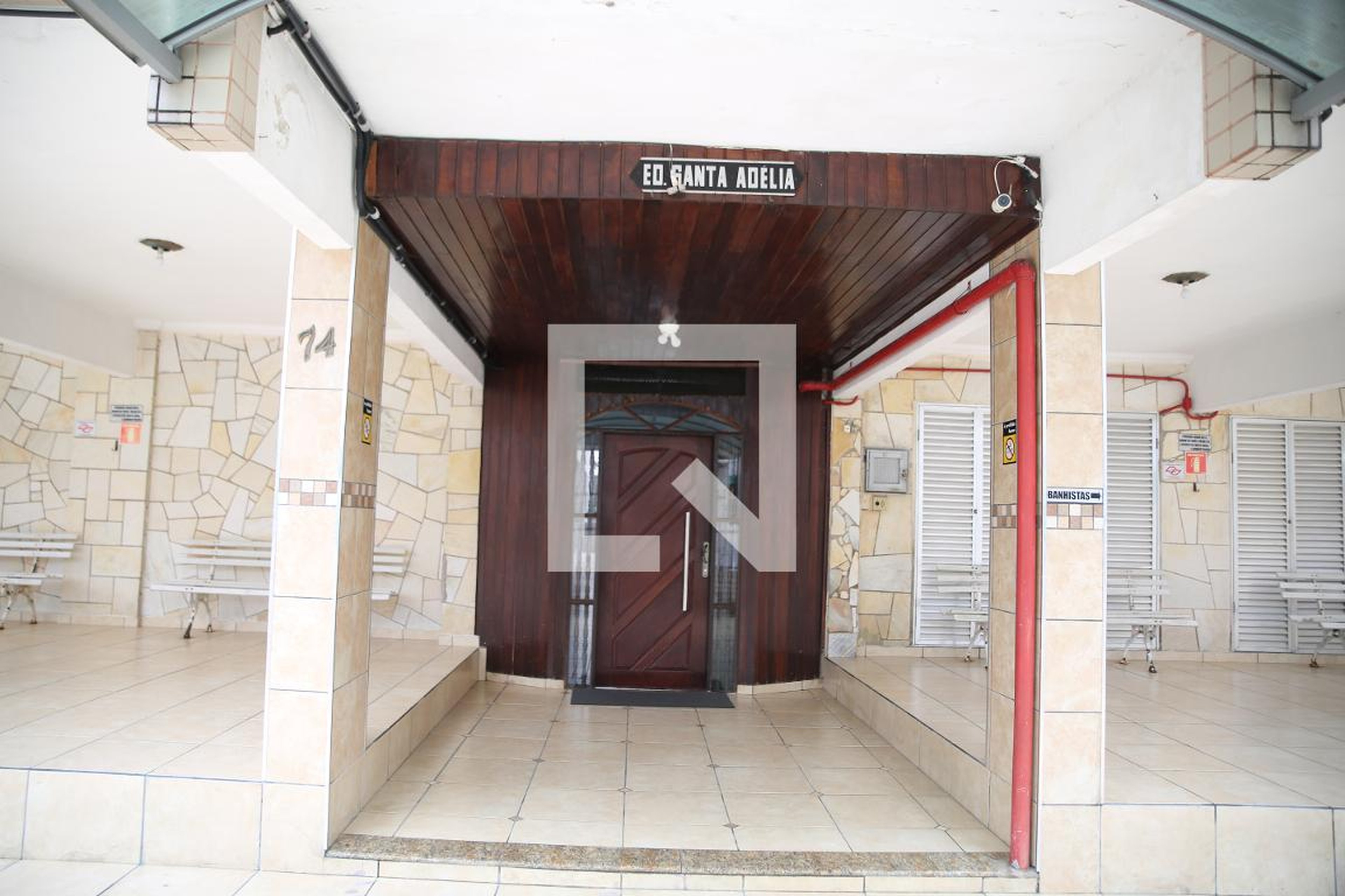 Entrada - Edifício Santa Adelia