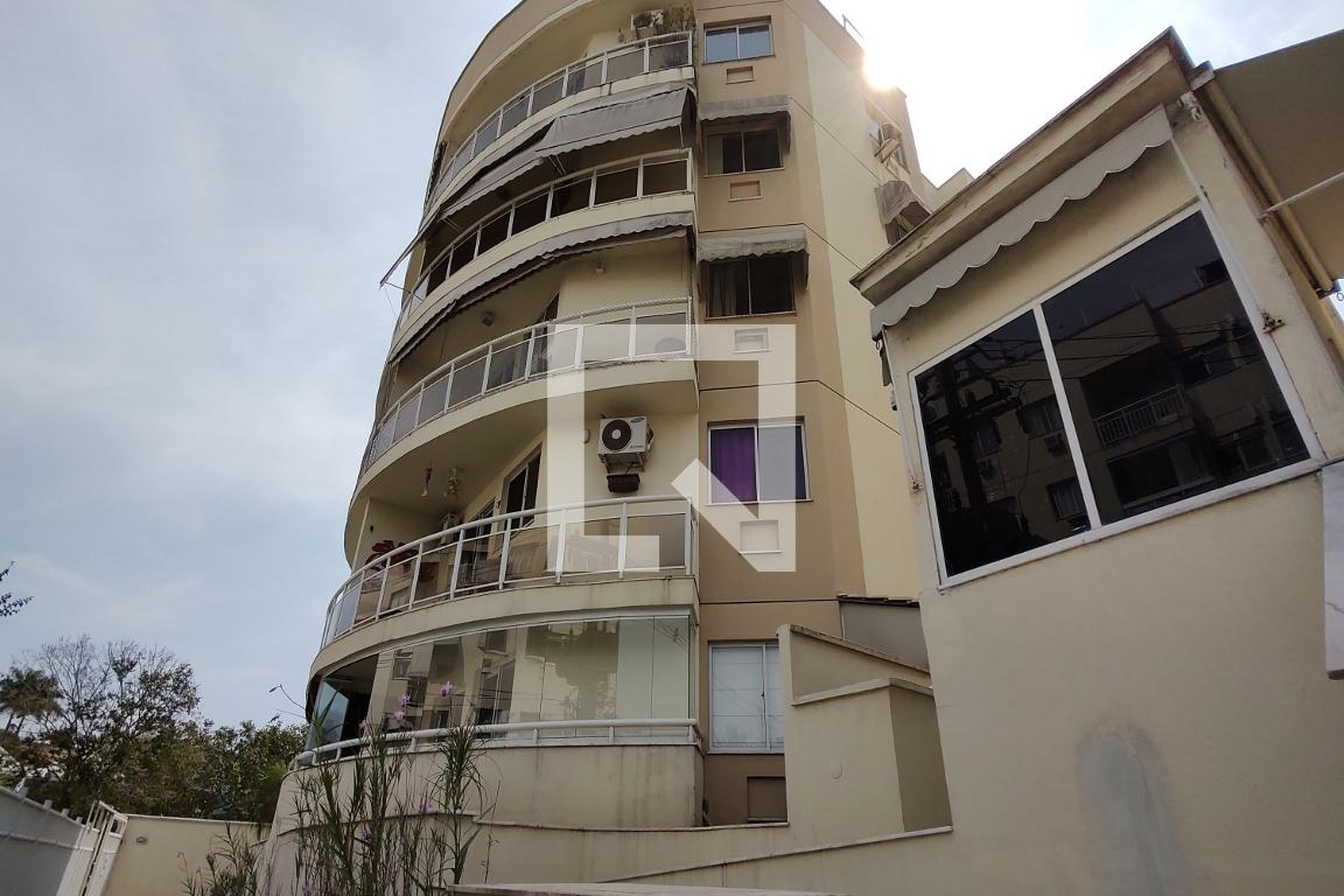 Fachada do Condomínio Condomínio Monte Carlo