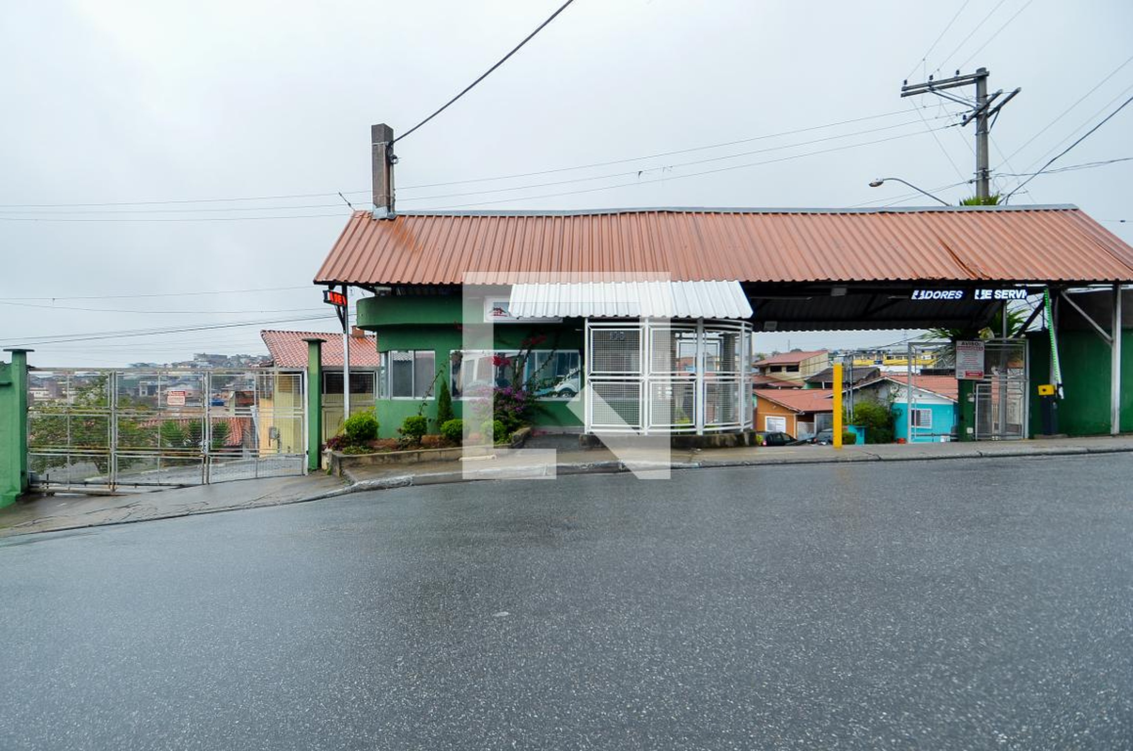 Fachada do Condomínio Residencial Alto da Serra