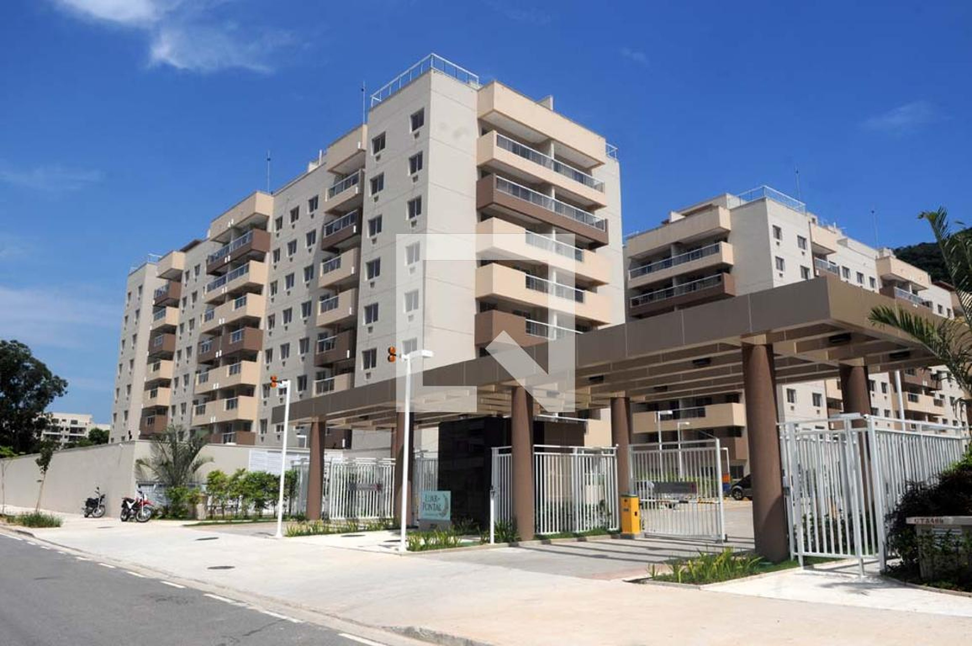 Fachada do condomínio Condomínio Luar do Pontal