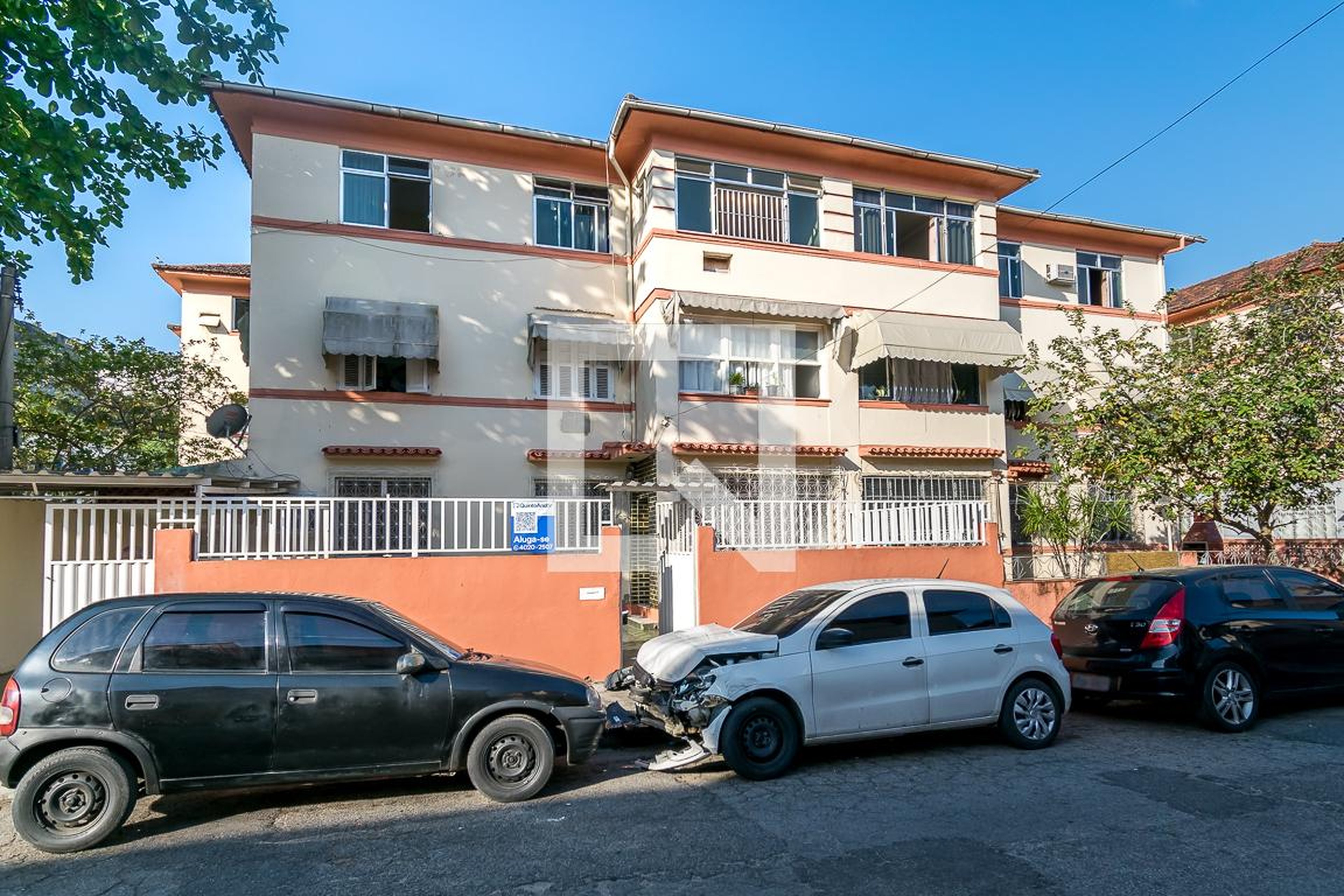 Fachada do Prédio Condomínio em Rua Japaratinga, 469