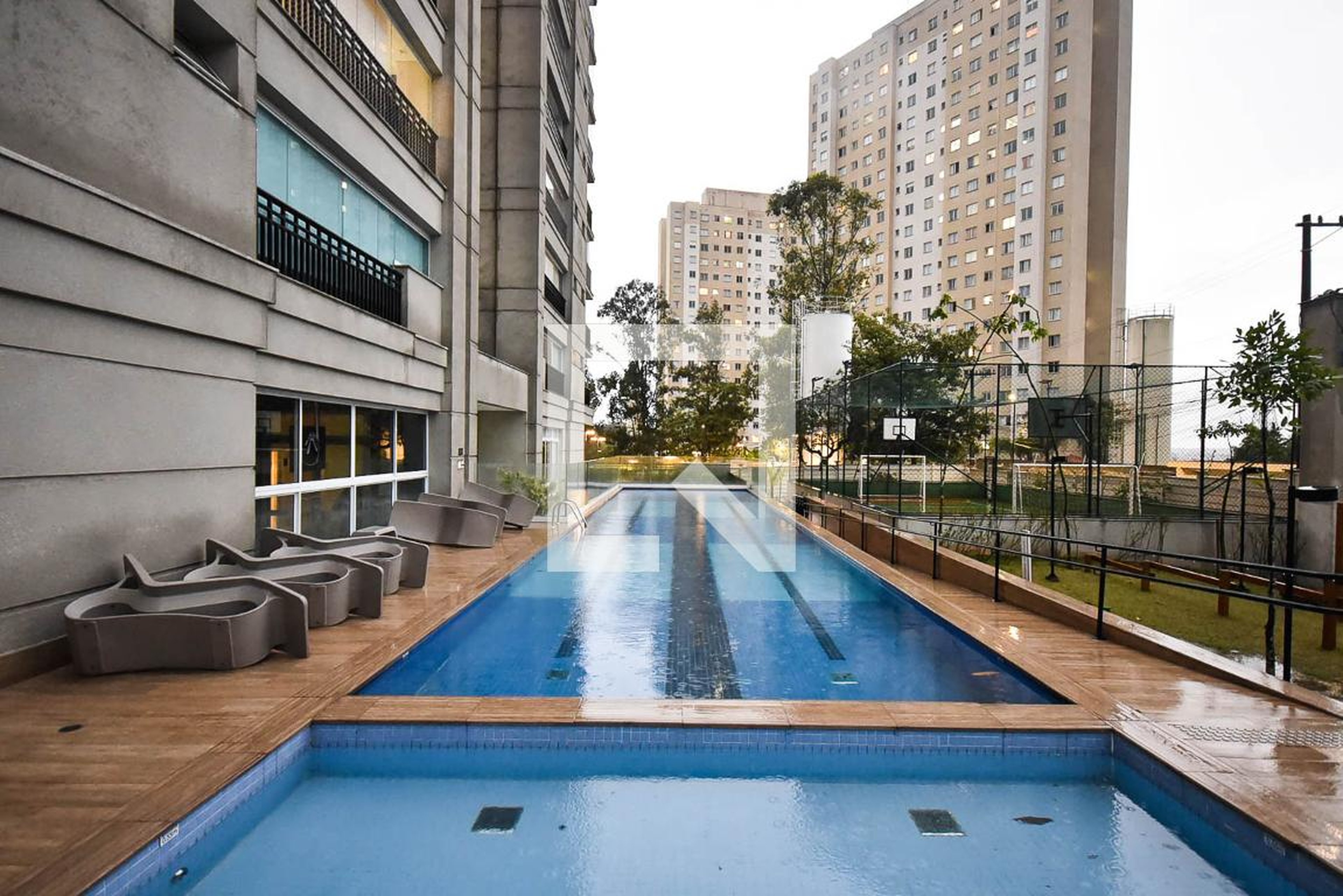 Piscina - Pinot Noir