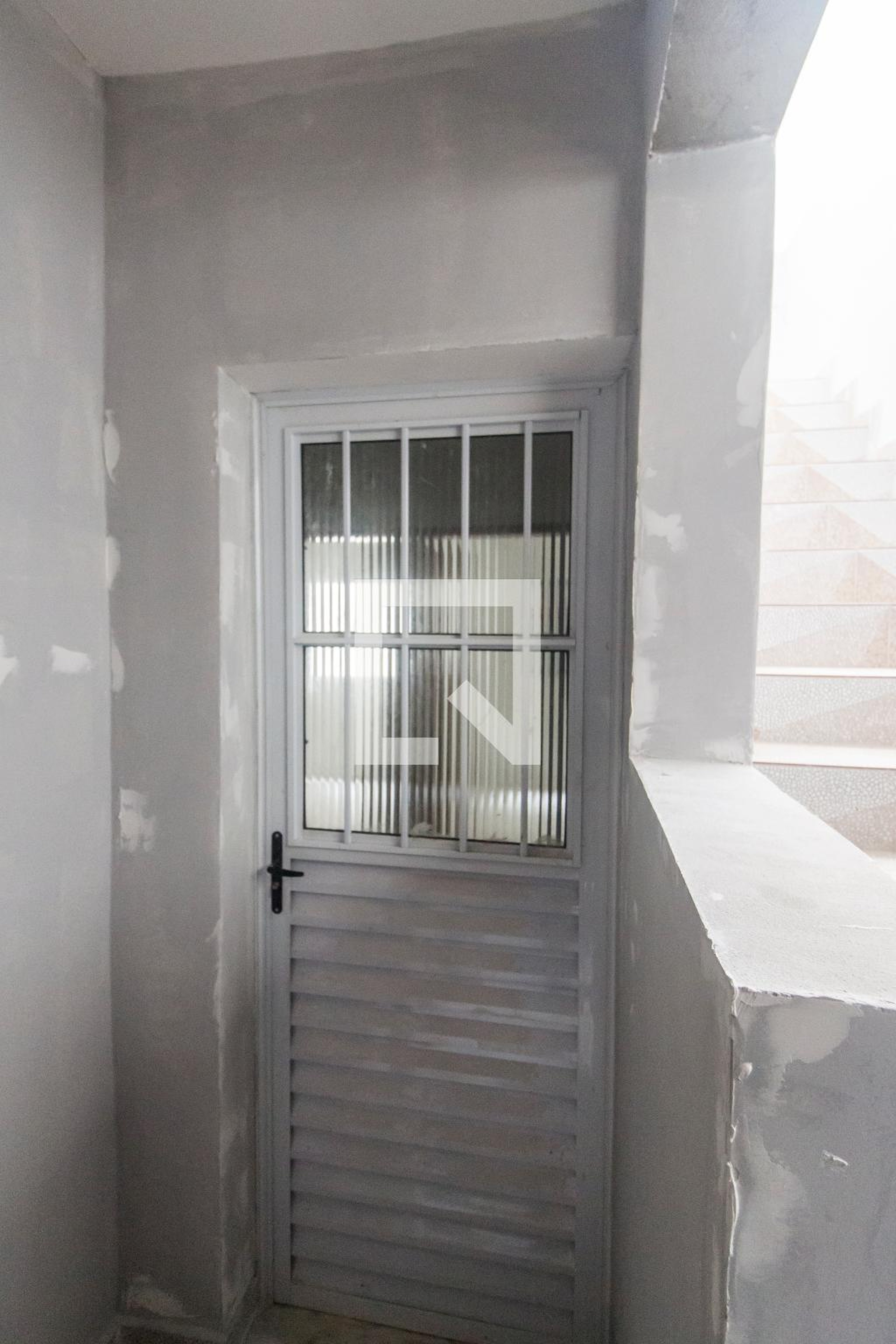 Entrada Condomínio em Travessa Carlos Domingos de Oliveira, 42