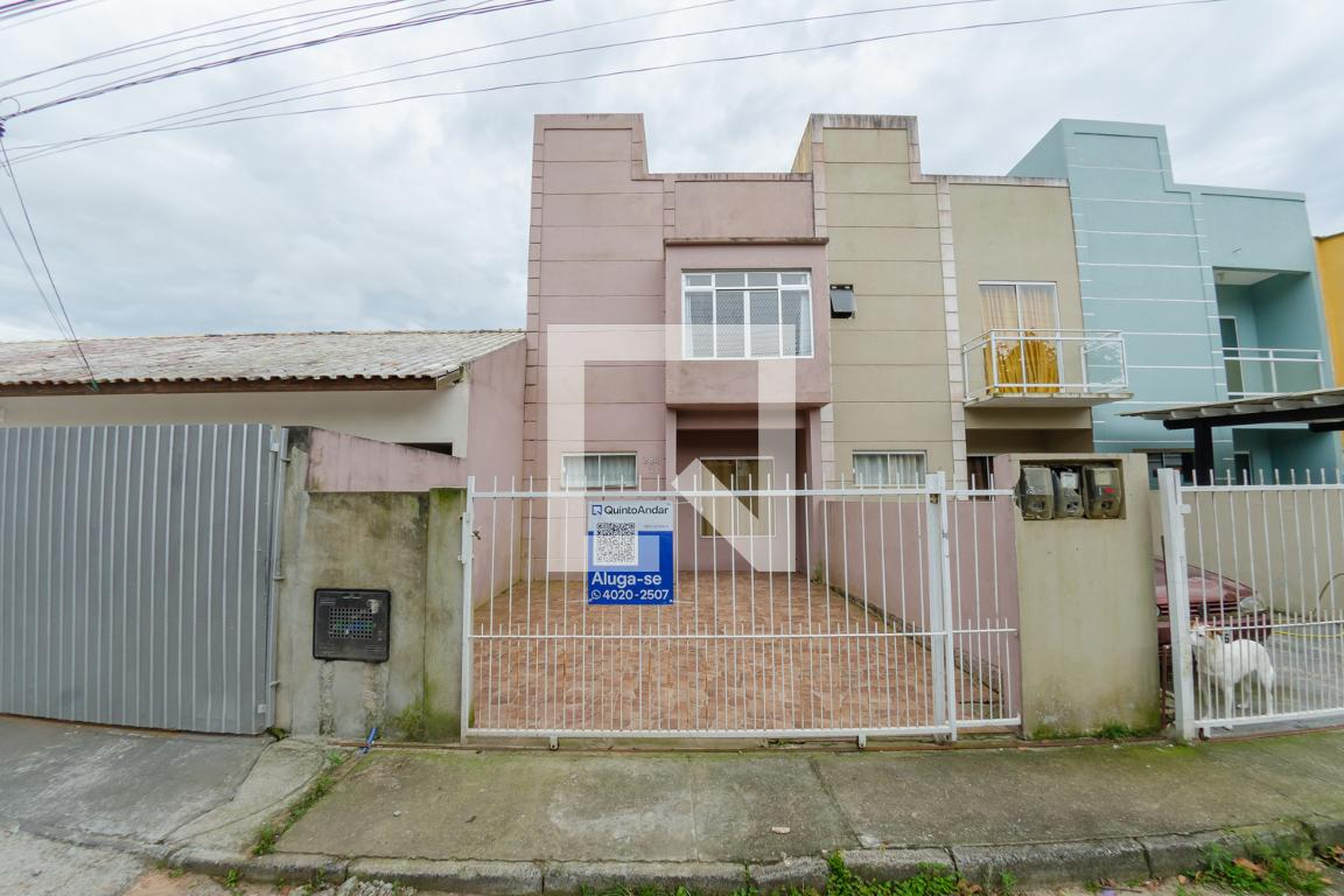 Fachada Condomínio em Pte. Servidão Rita Maria García, 284