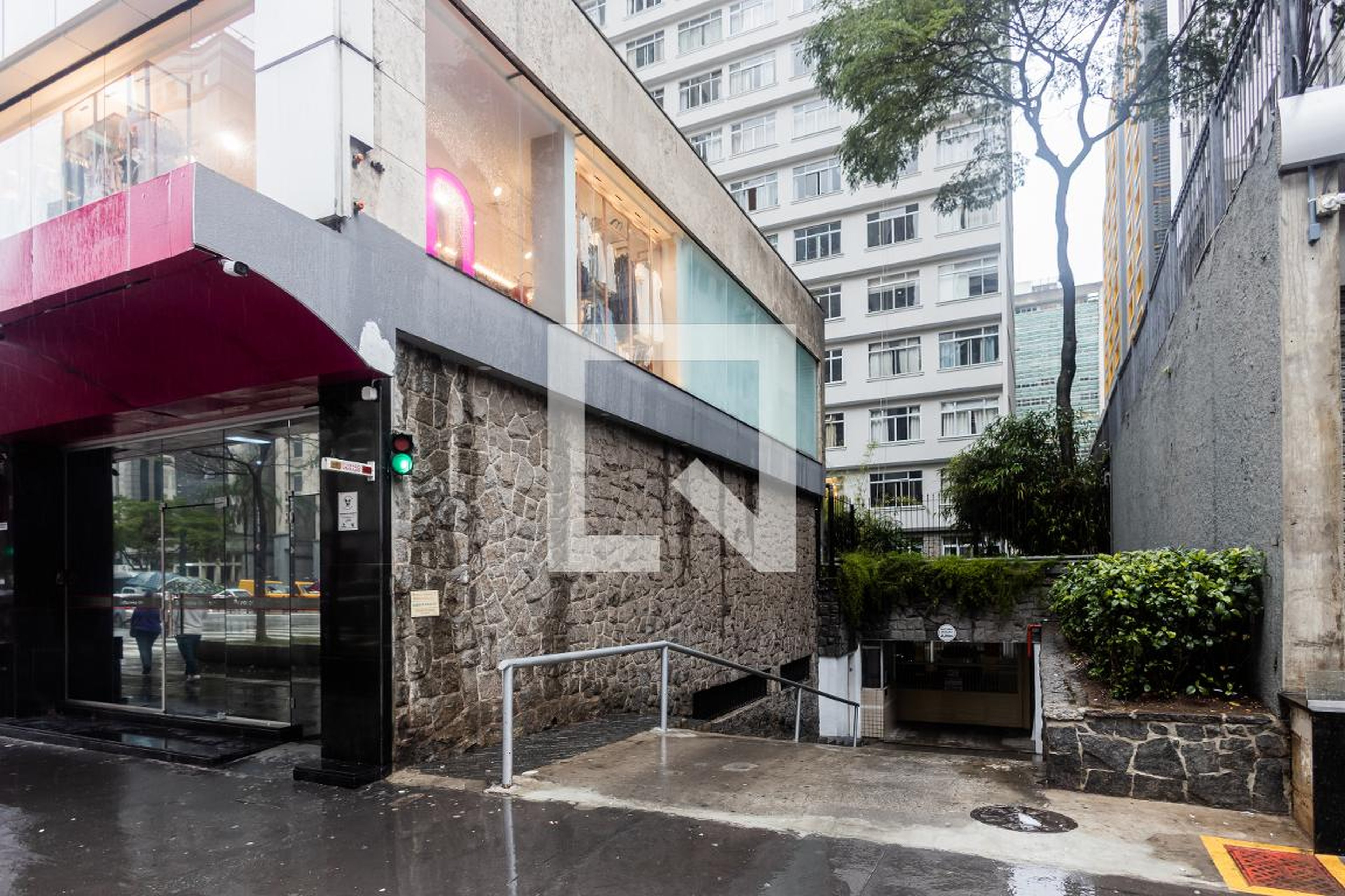 Fachada do Condomínio Edifício Baronesa de Arary