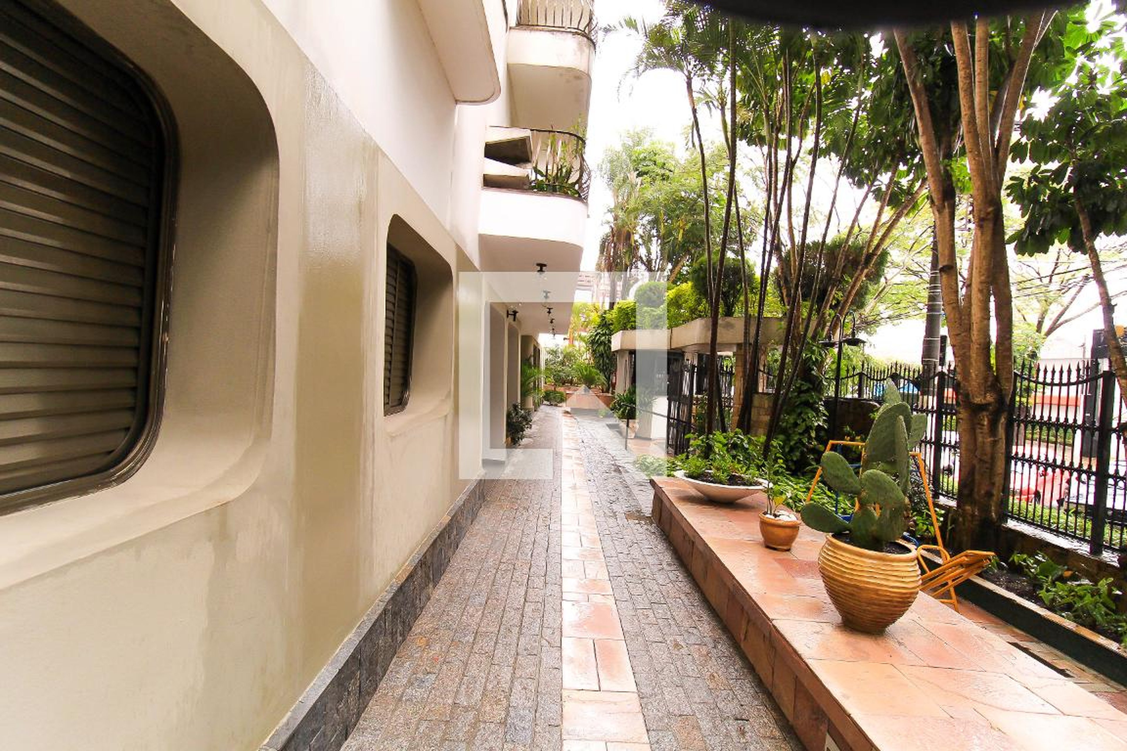 Área Externa - Anália Franco