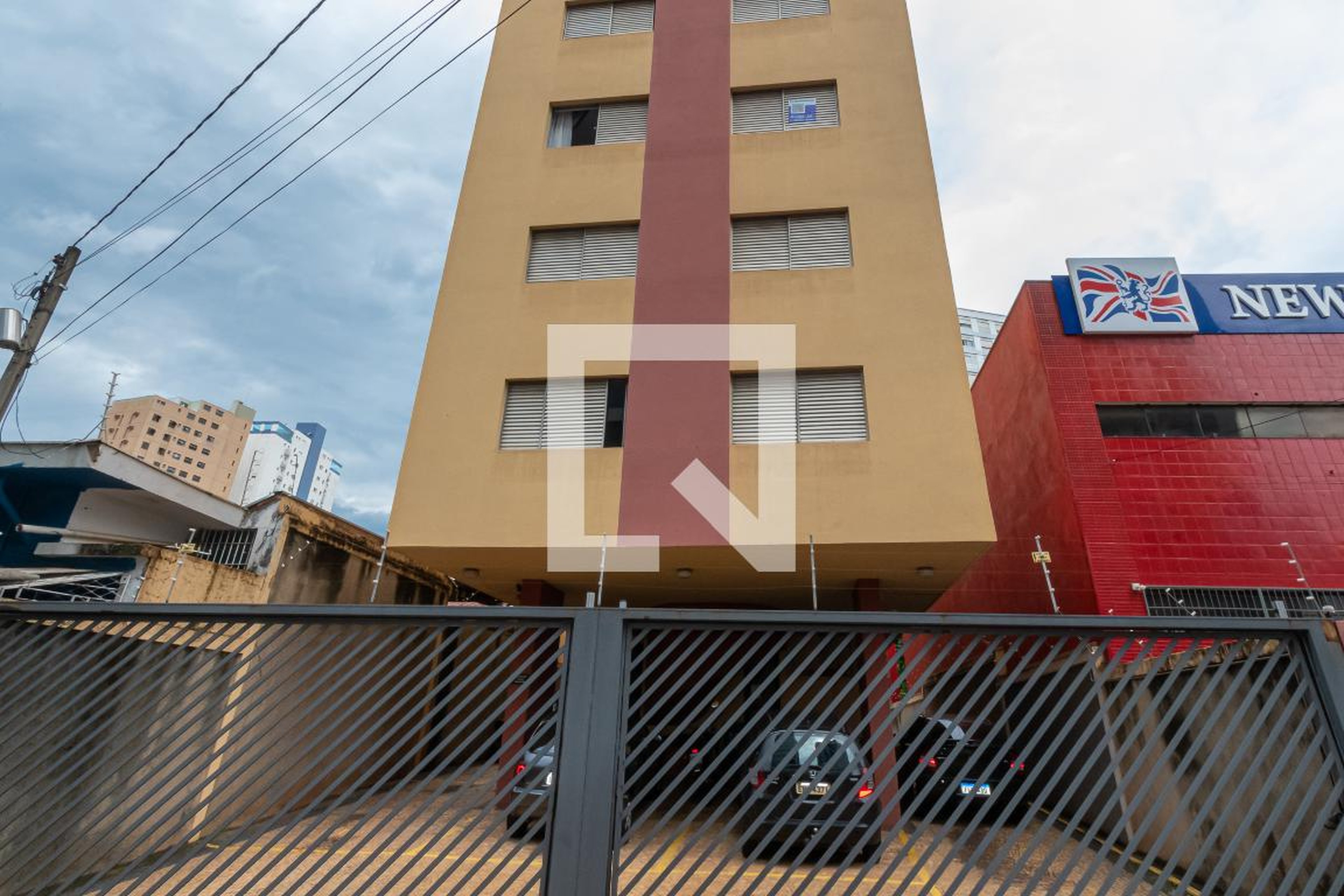 Fachada Condomínio em Avenida Orosimbo Maia, 139