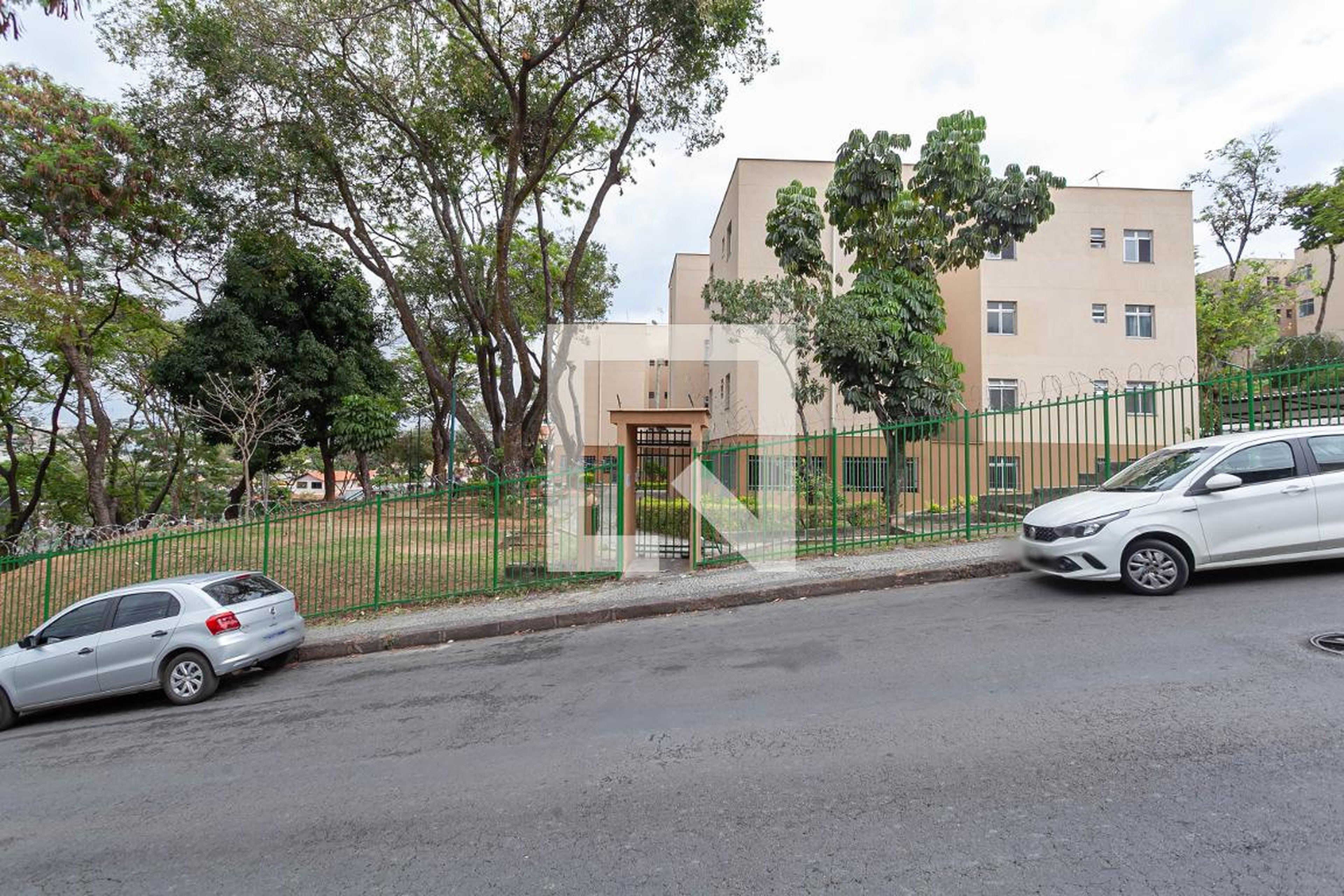 Fachada do condomínio Edifício Nacional Fooramar