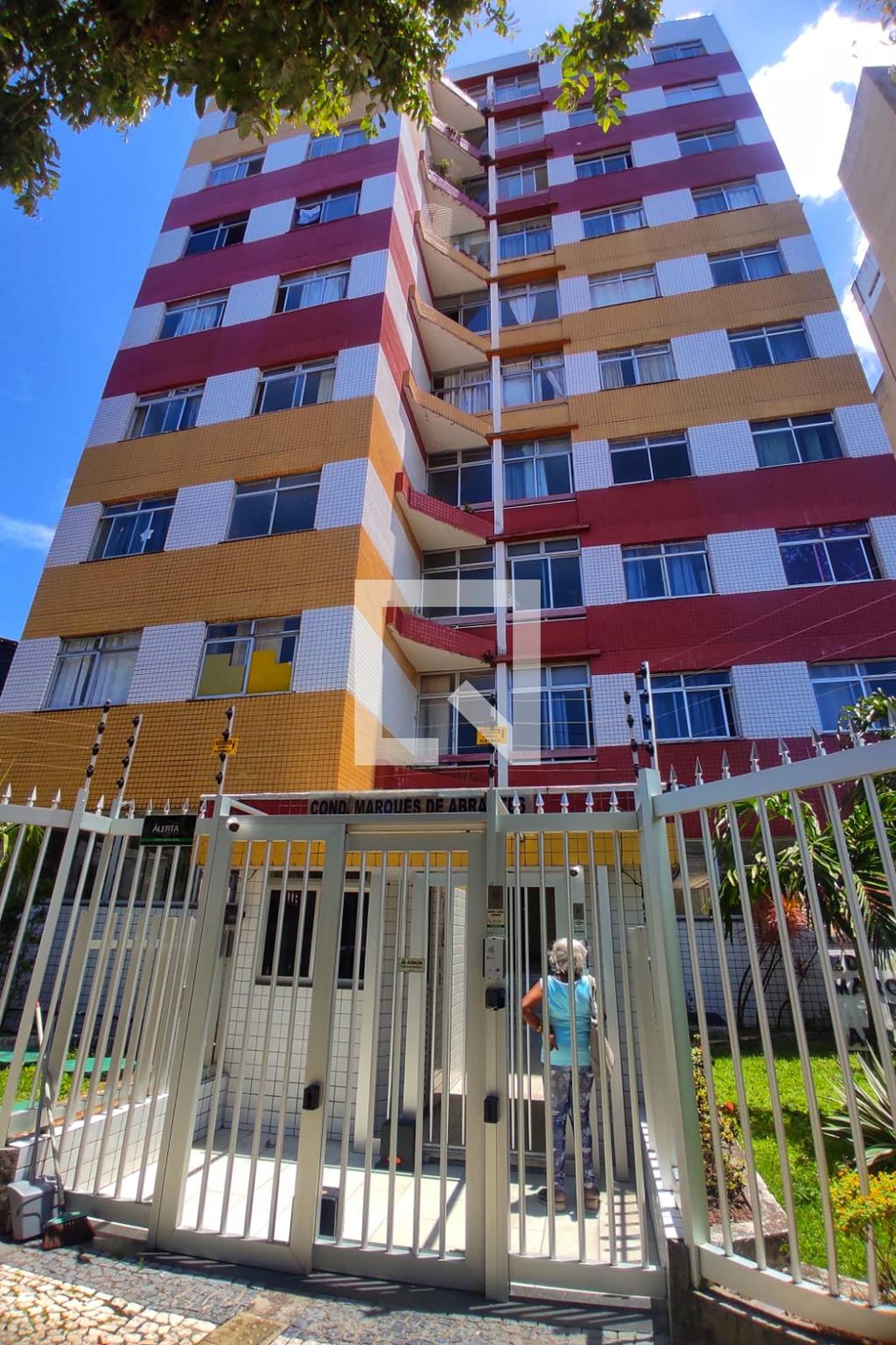 Fachada do Condomínio Condomínio Marques de Abrantes