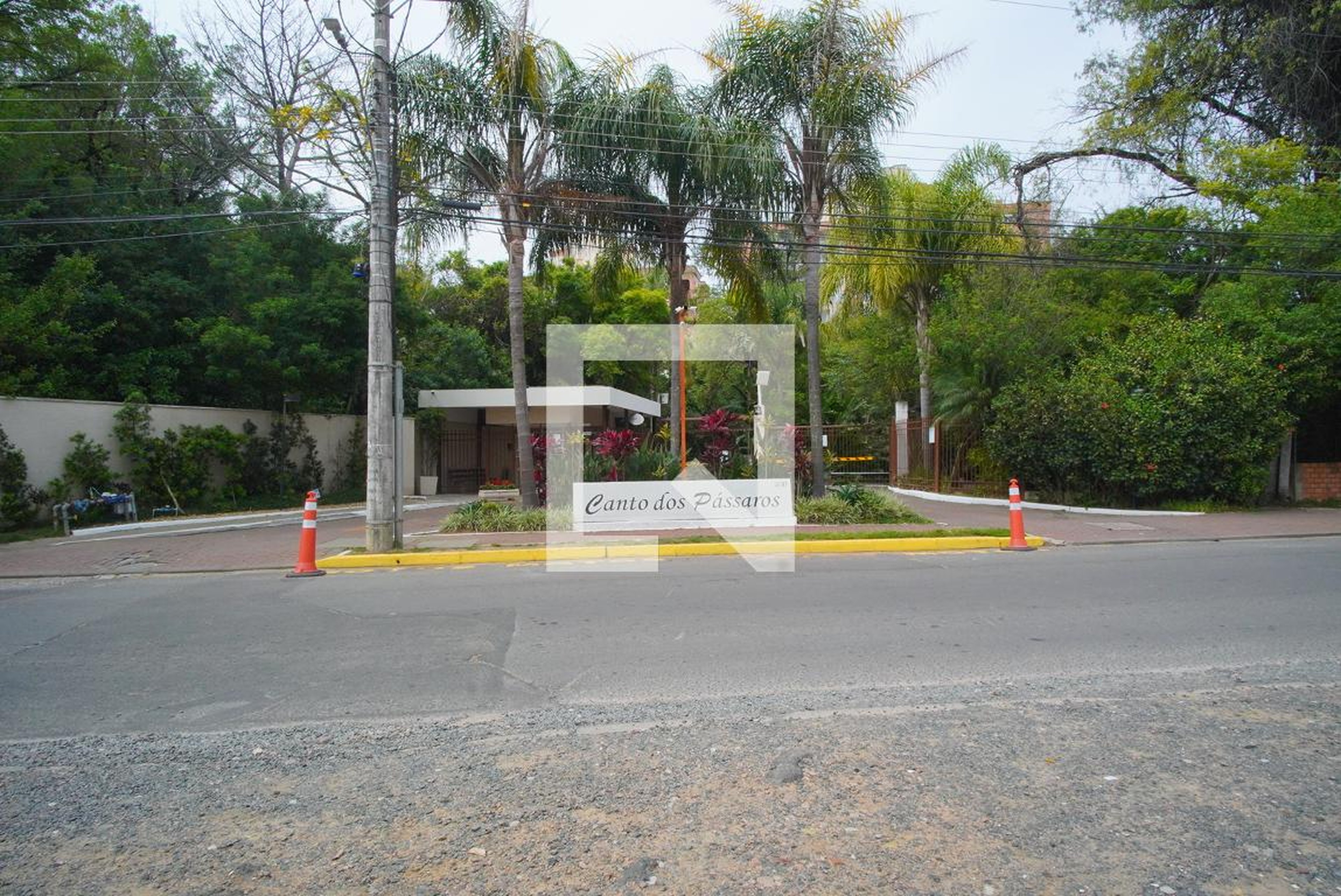 Fachada Condomínio Canto dos Pássaros