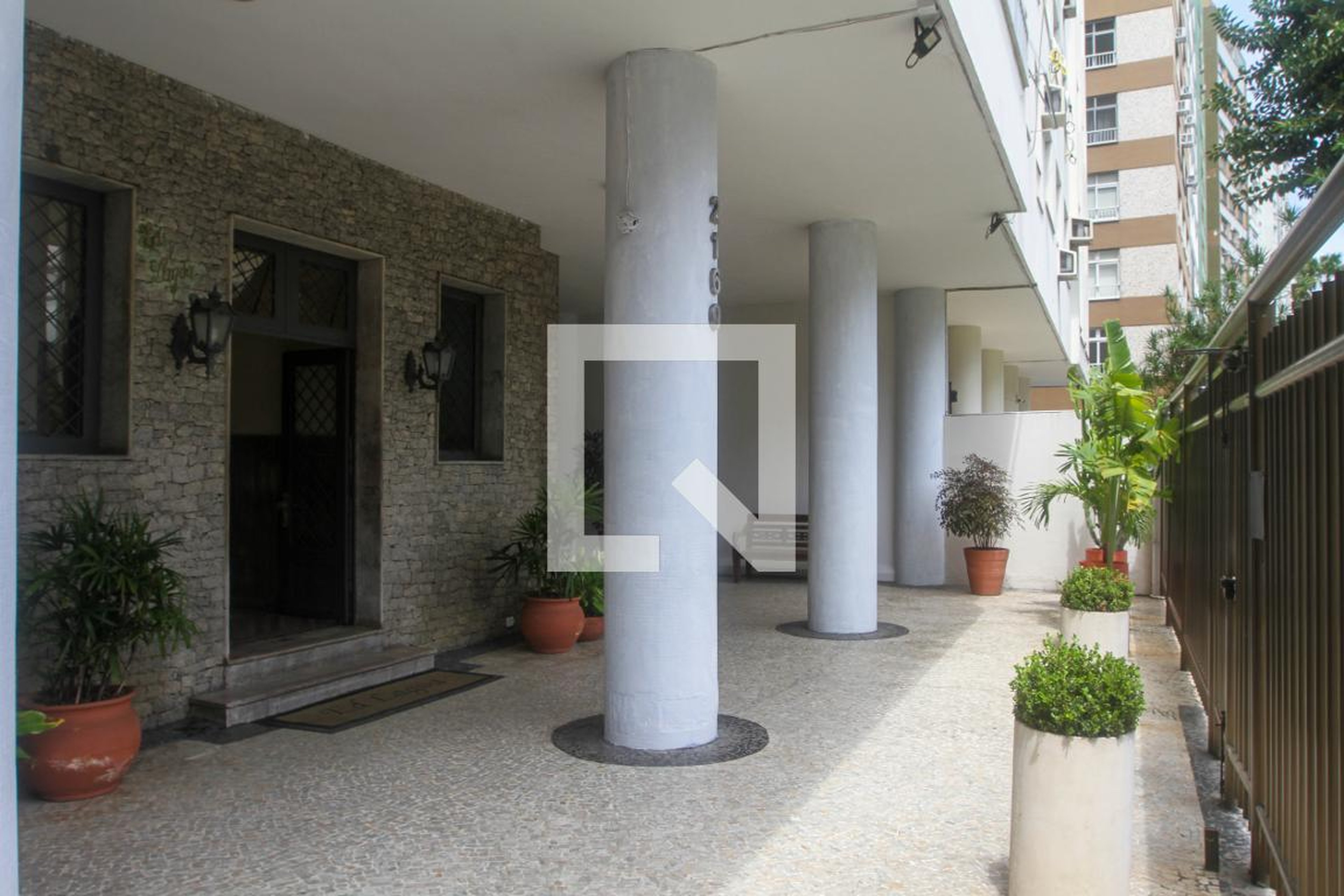 Entrada do Prédio - Edifício Lagoa