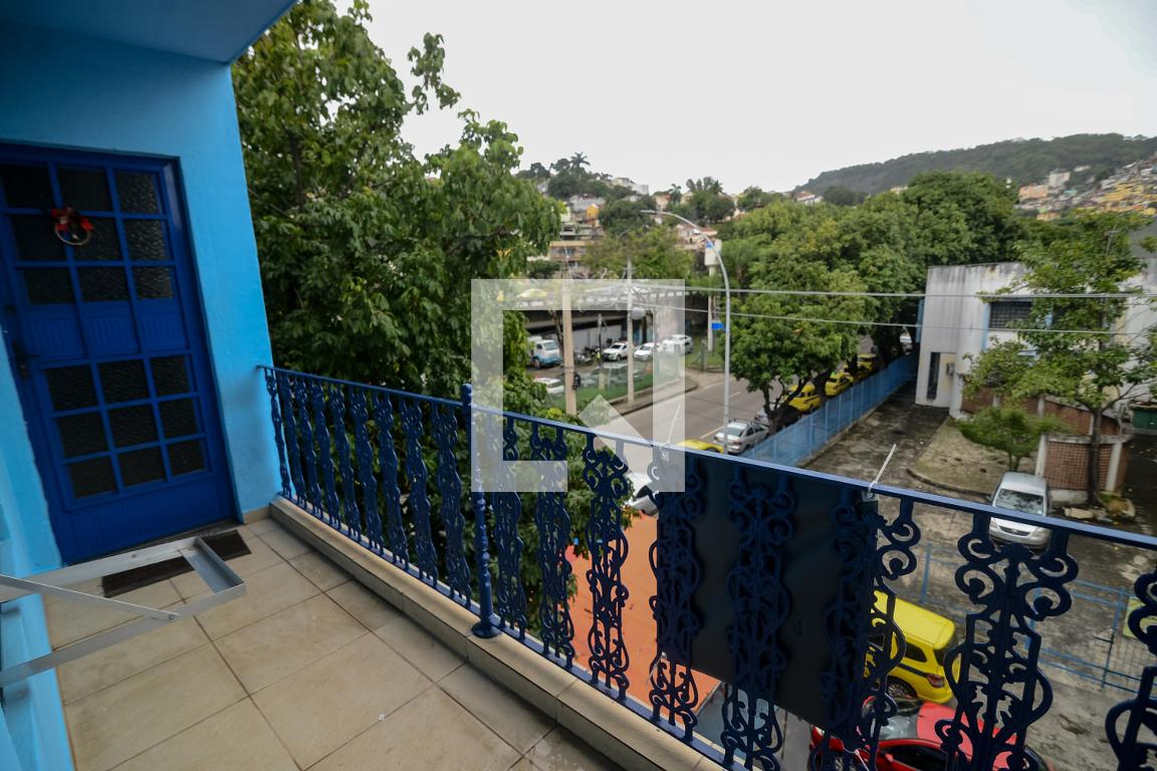 Fachada Condomínio em Rua Valença, 29