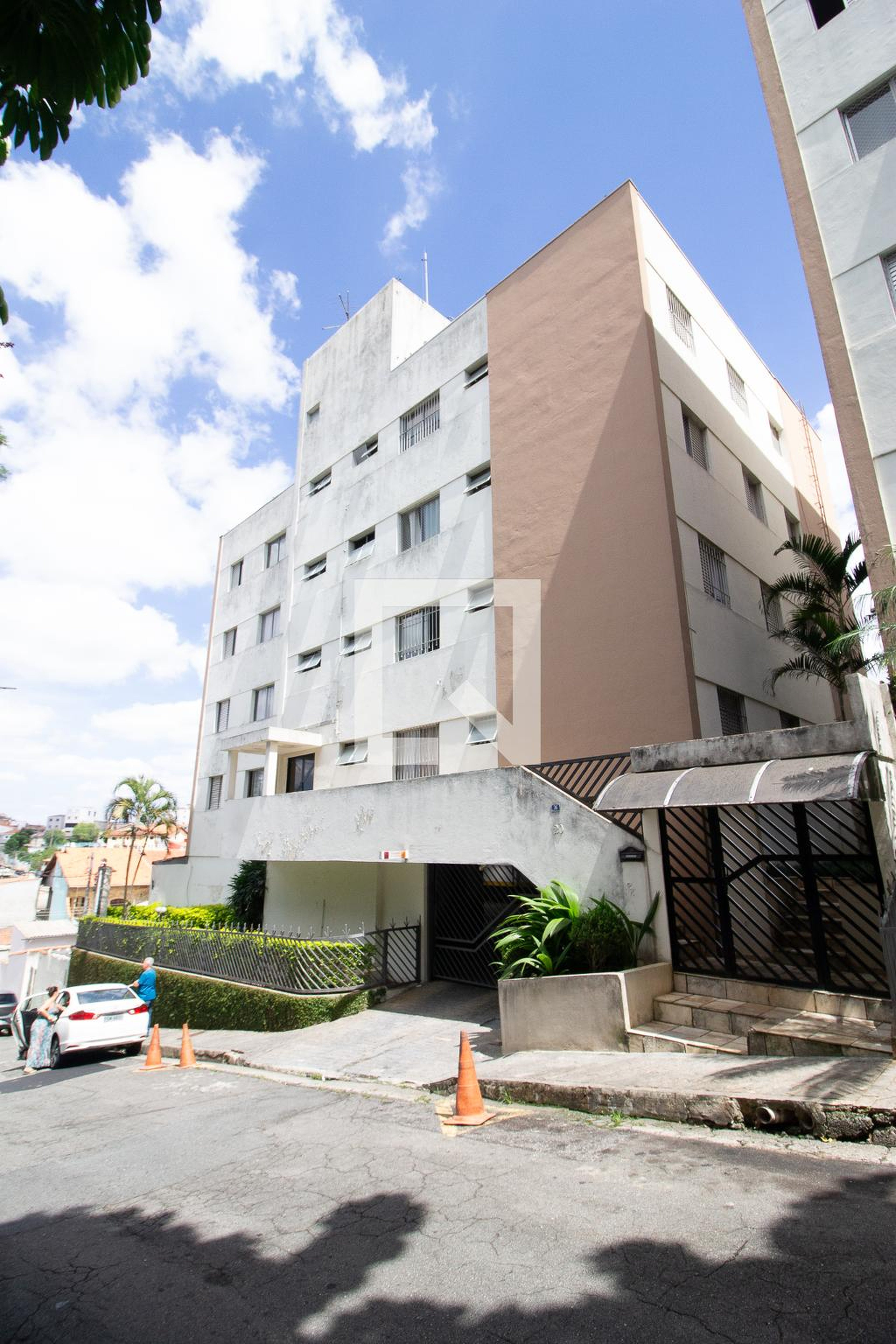Fachada do Prédio Condomínio em Rua Soldado Antônio Caetano de Souza Filho, 36