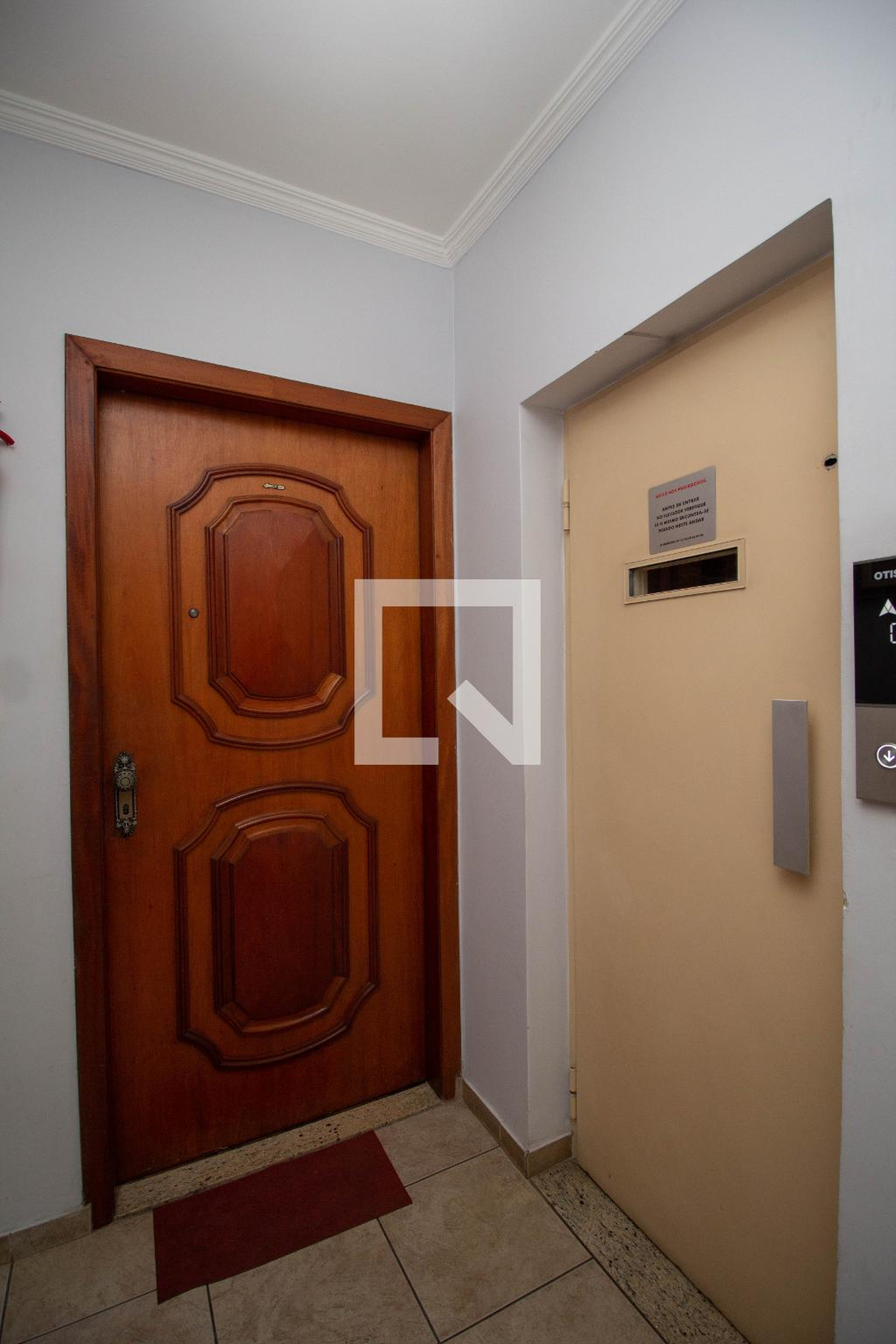 Hall de entrada - Edifício Conjunto Solar dos Fidalgos