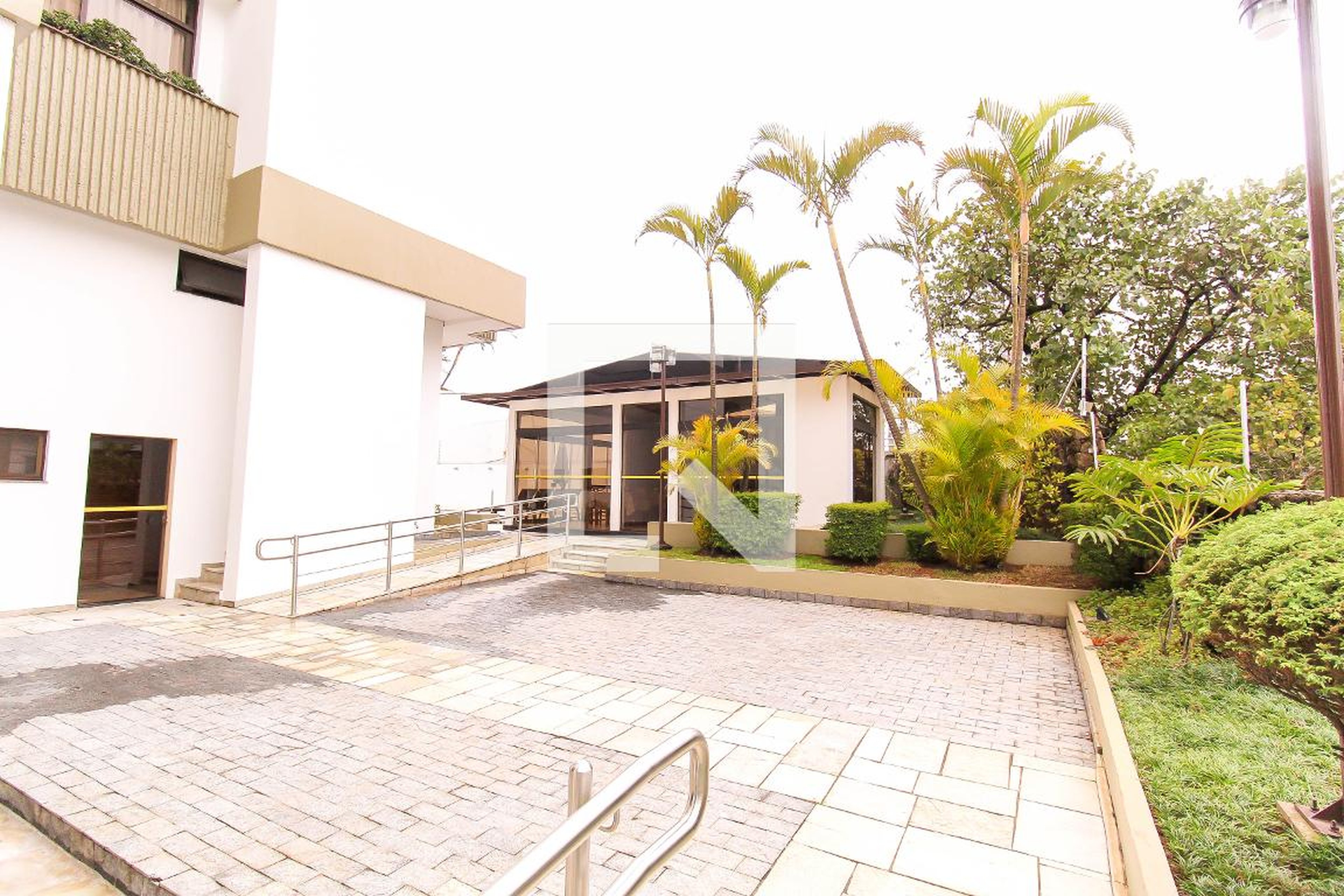 Área Externa - Edifício Bermudas