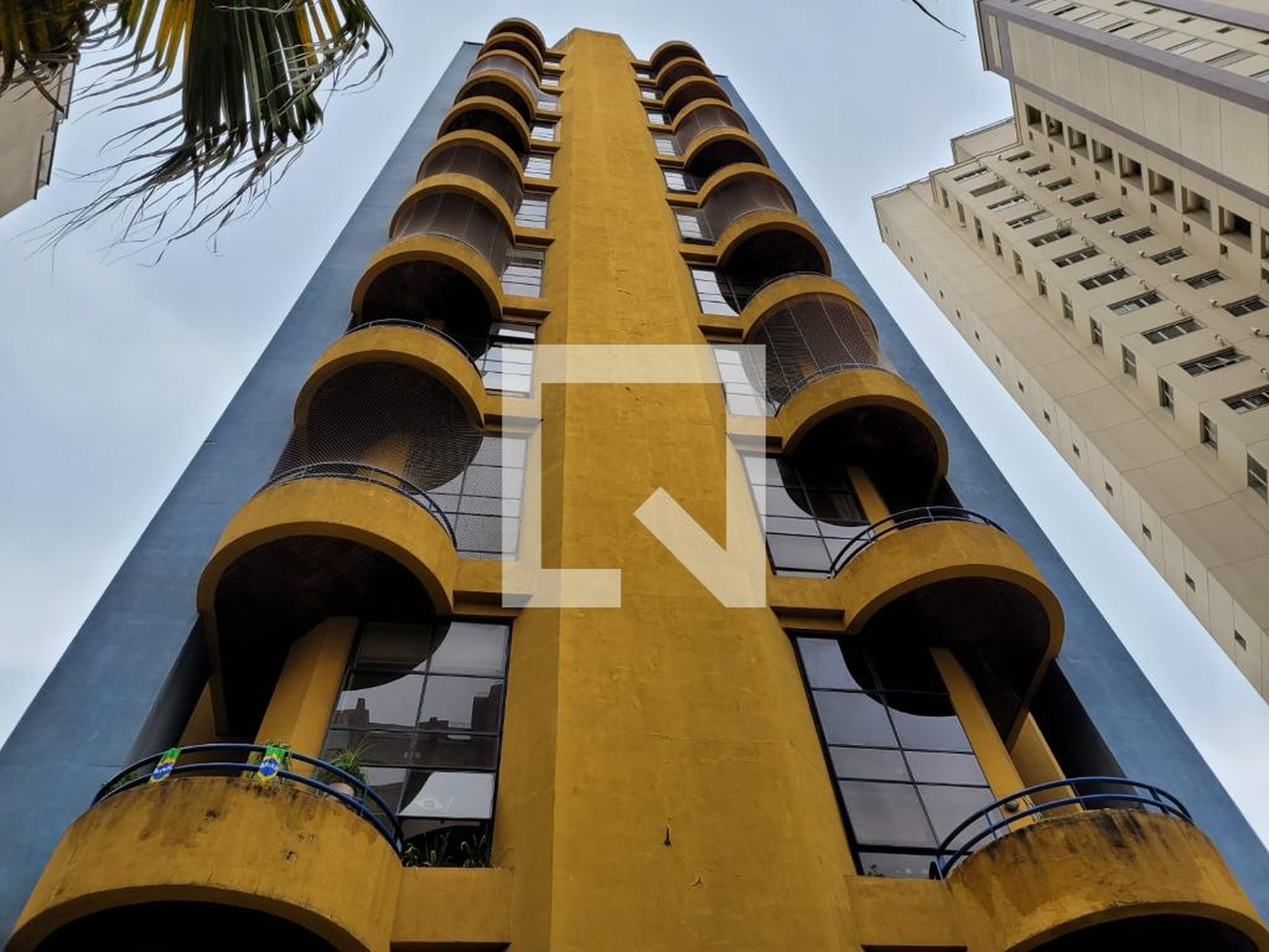 Fachada do Prédio Condomínio Summit Loft