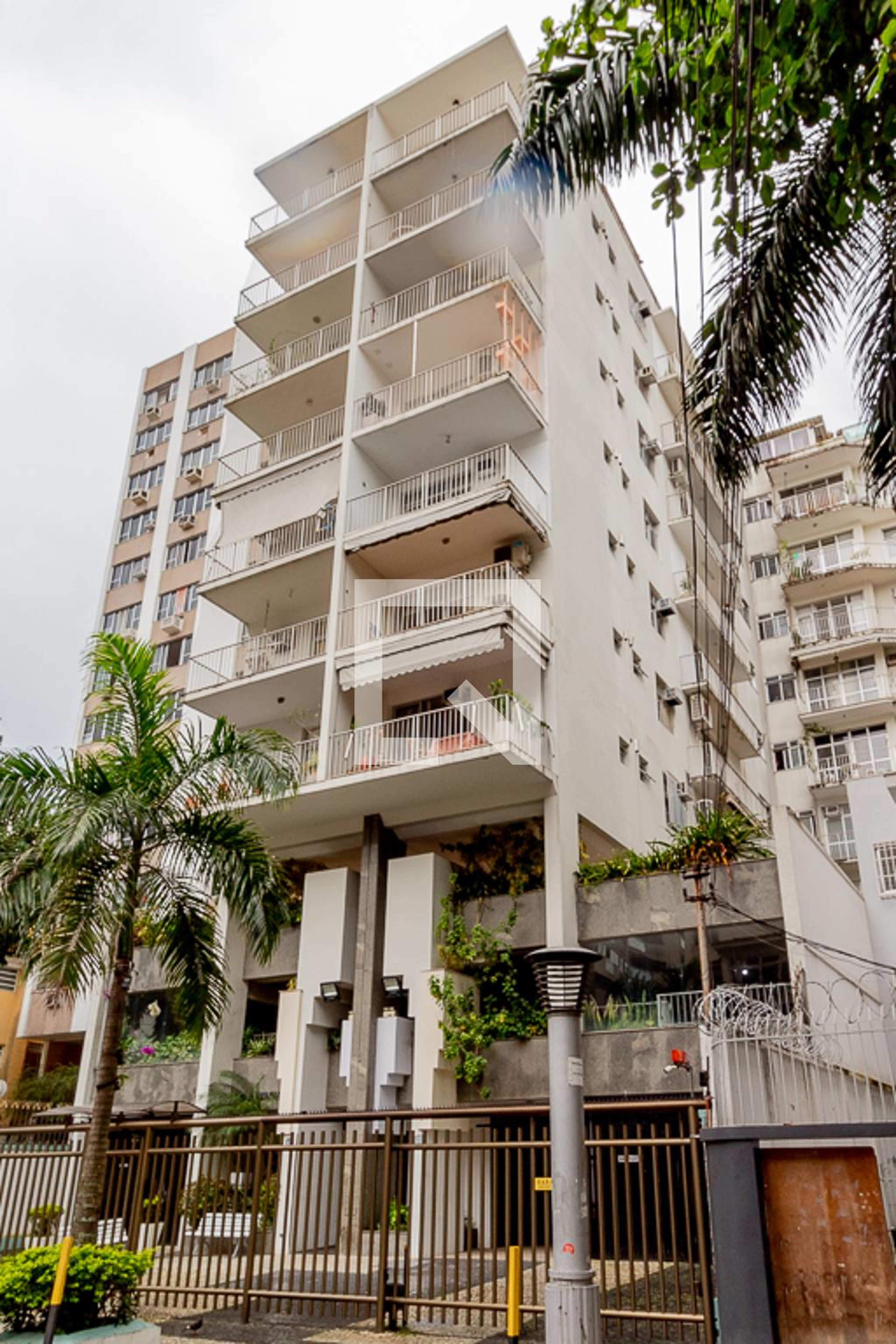 Fachada Edifício Natashe