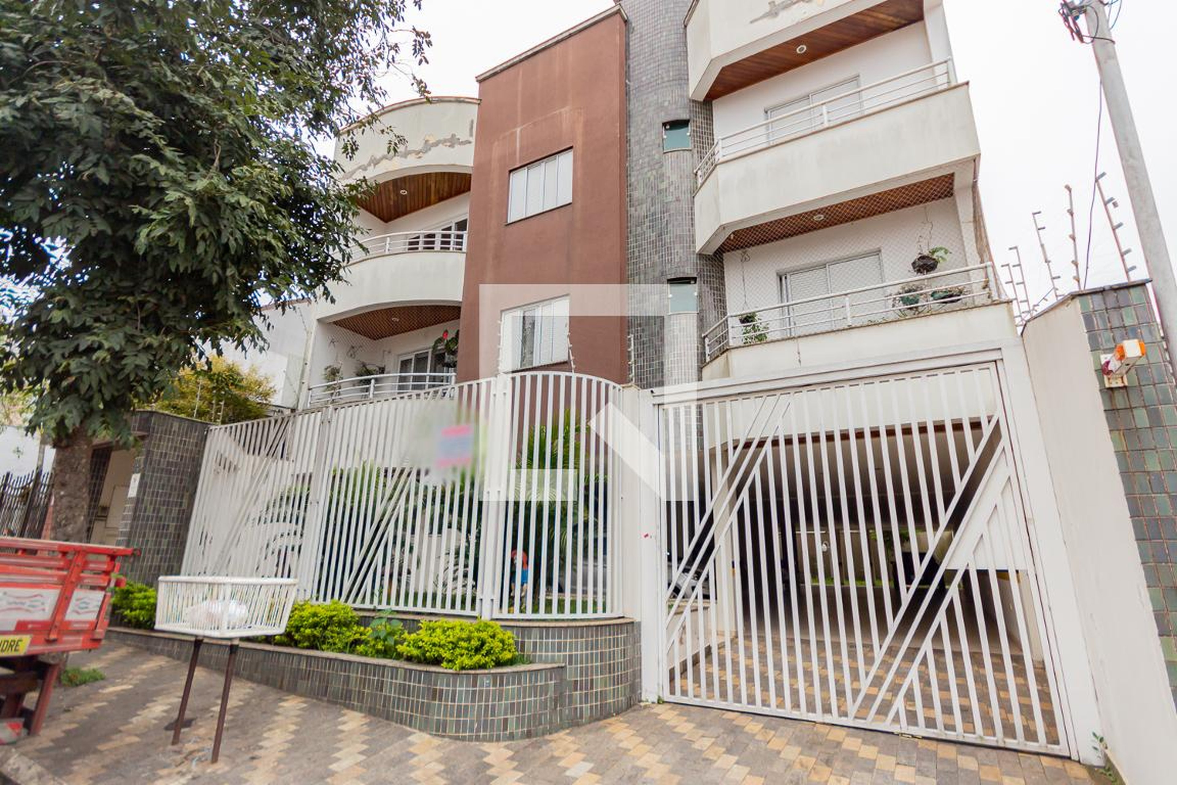 Fachada Condomínio em Rua General Canavarro, 532