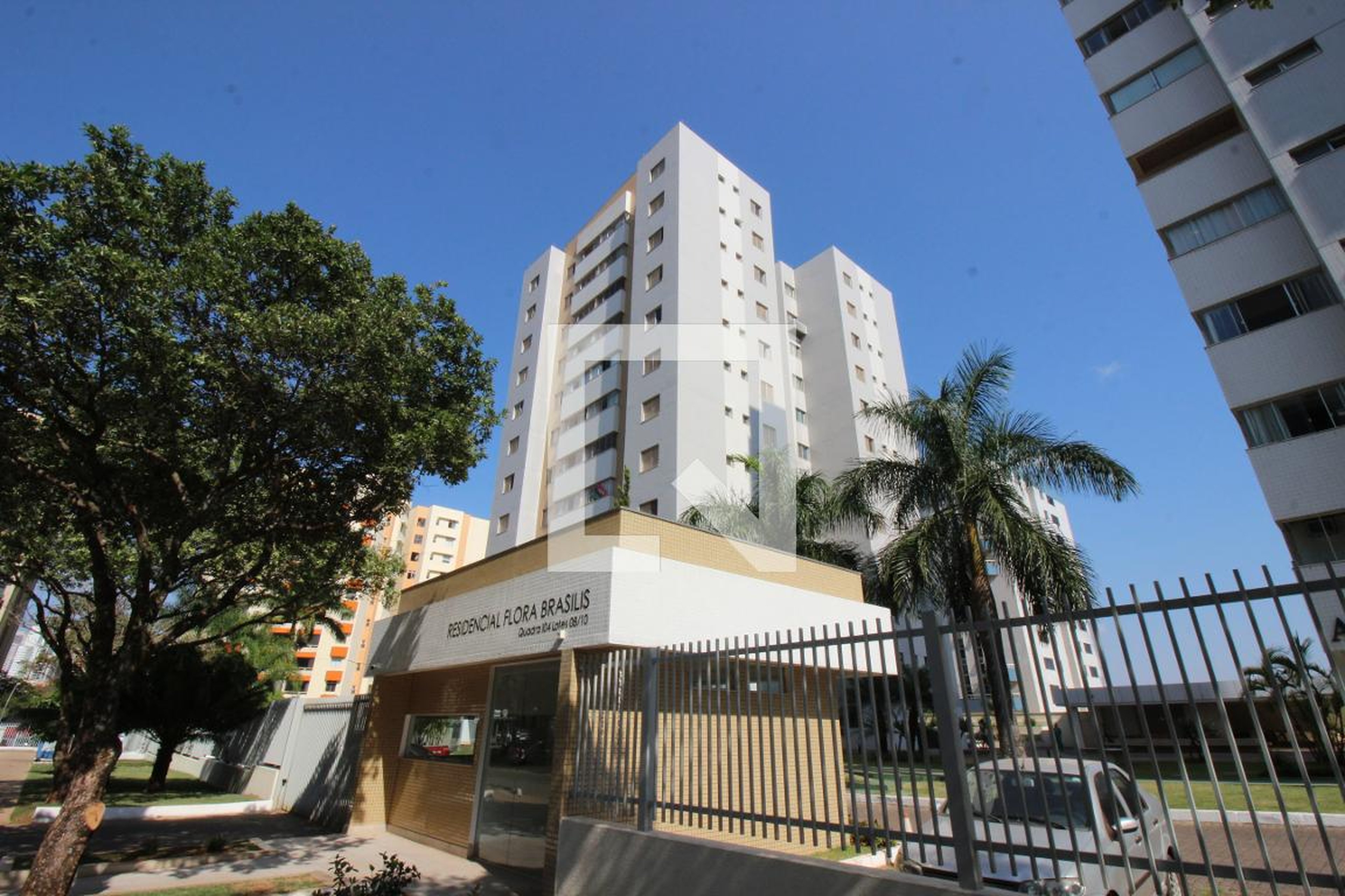 Fachada Condomínio em Quadra 104, 1