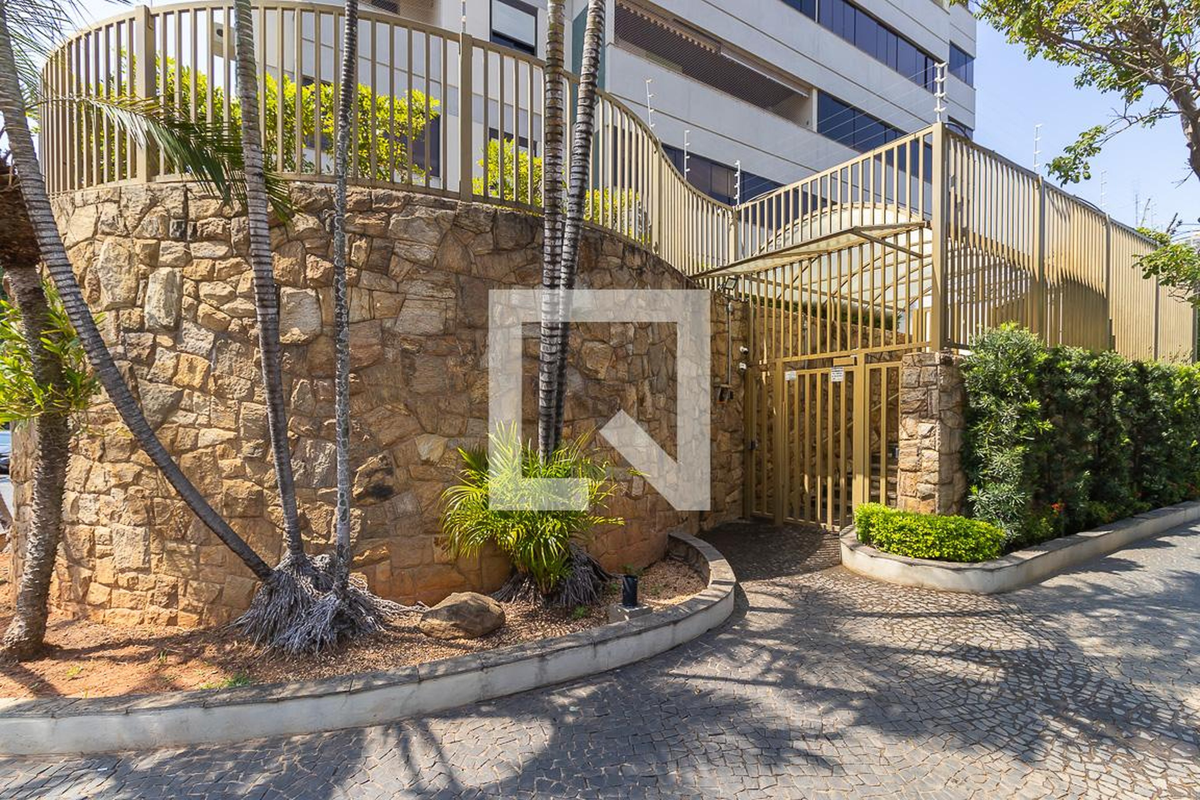 Fachada Condomínio Excalibur