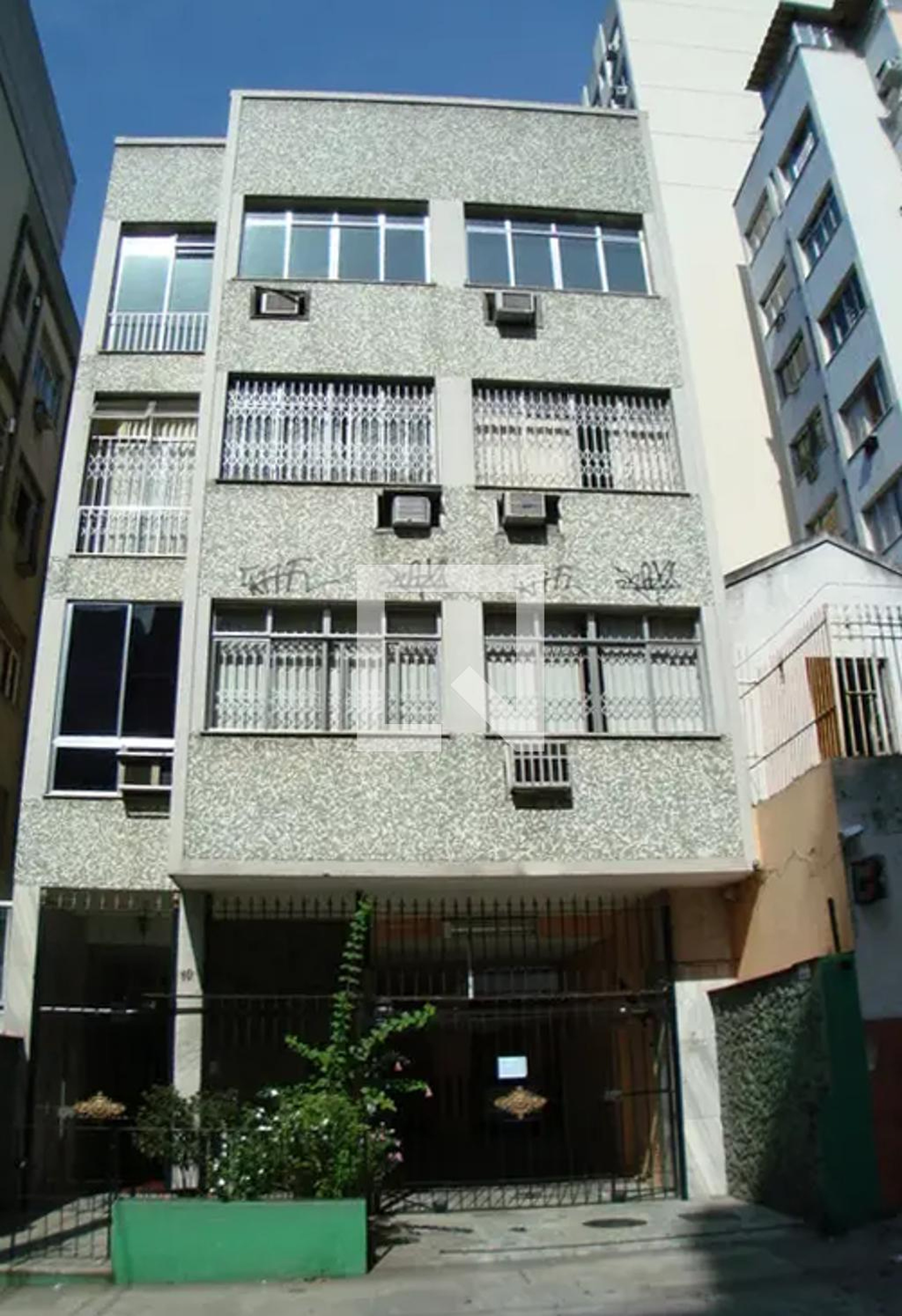 Fachada Edifício Rocas