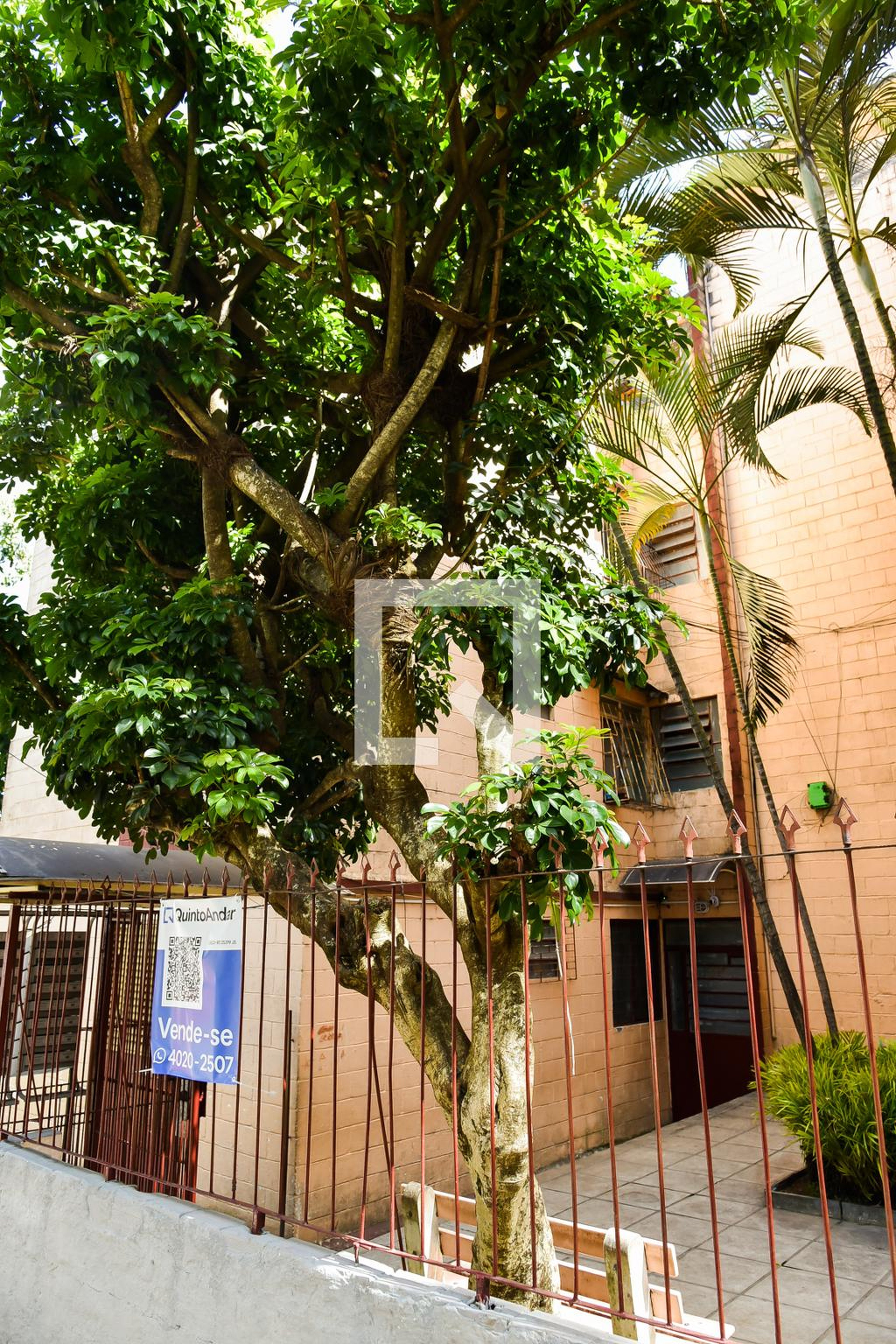 Fachada do Condomínio Condomínio Pampa