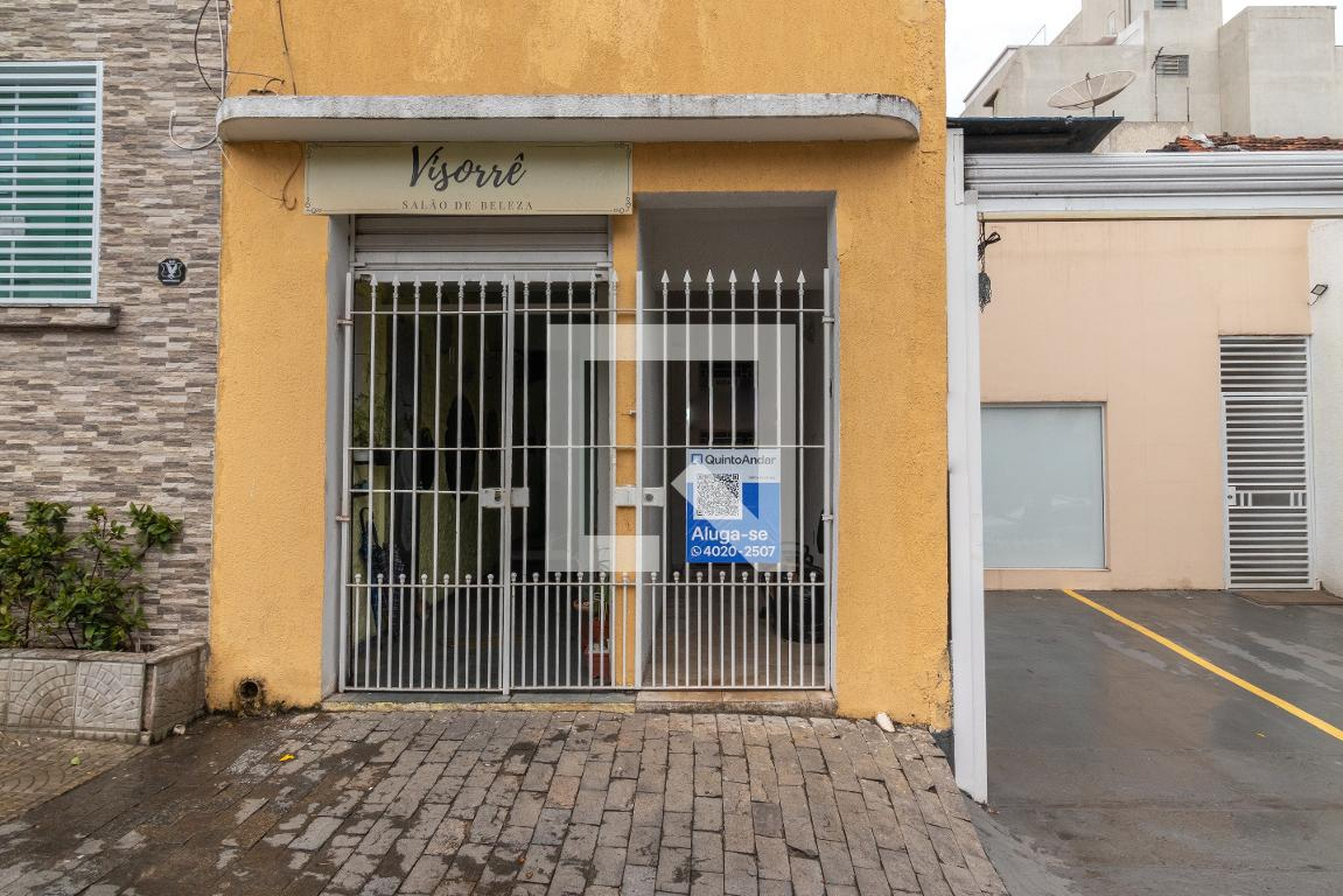 Fachada Condomínio em Rua Jovita, 552